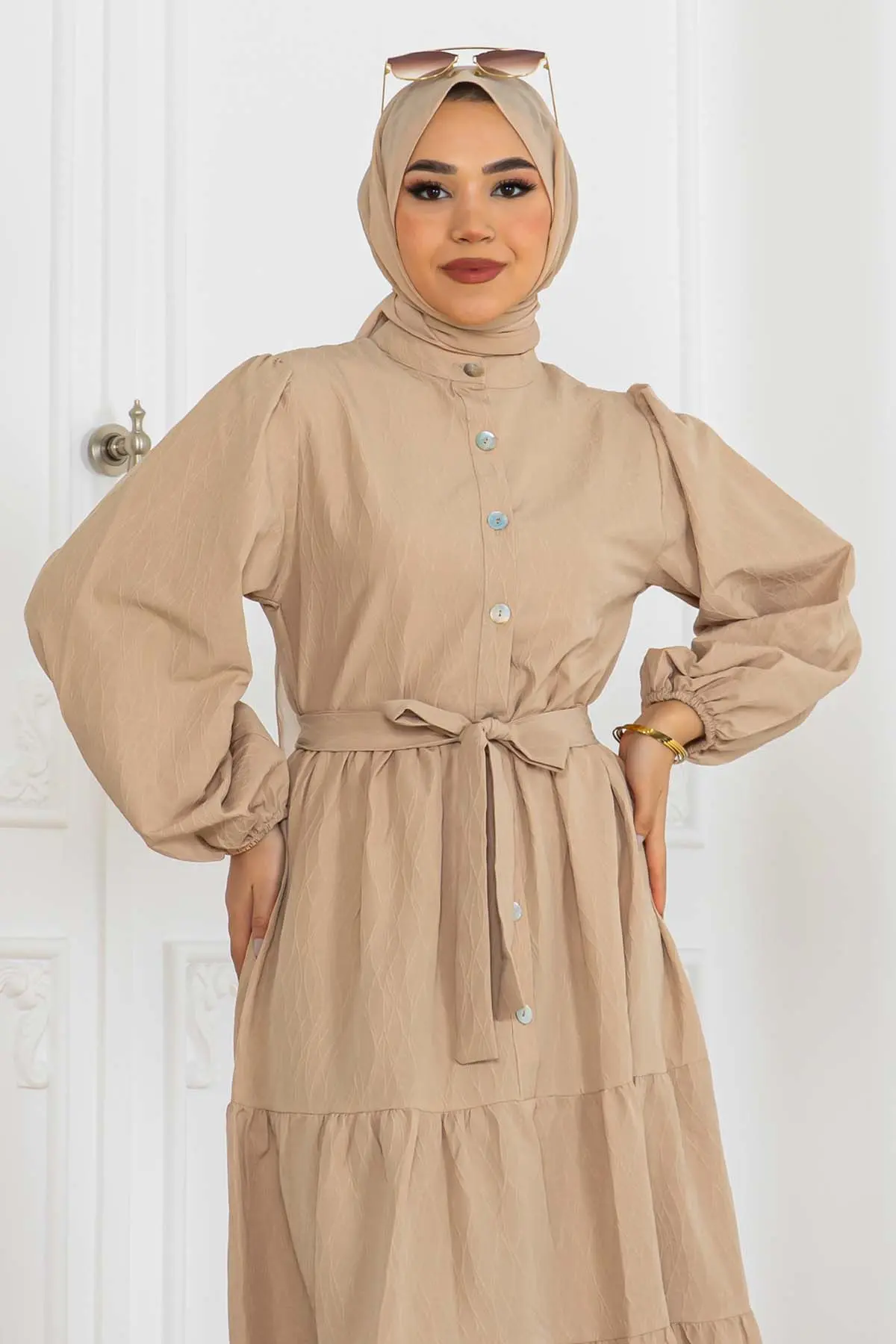 Buttoned Embossed Patterned Dress-detail