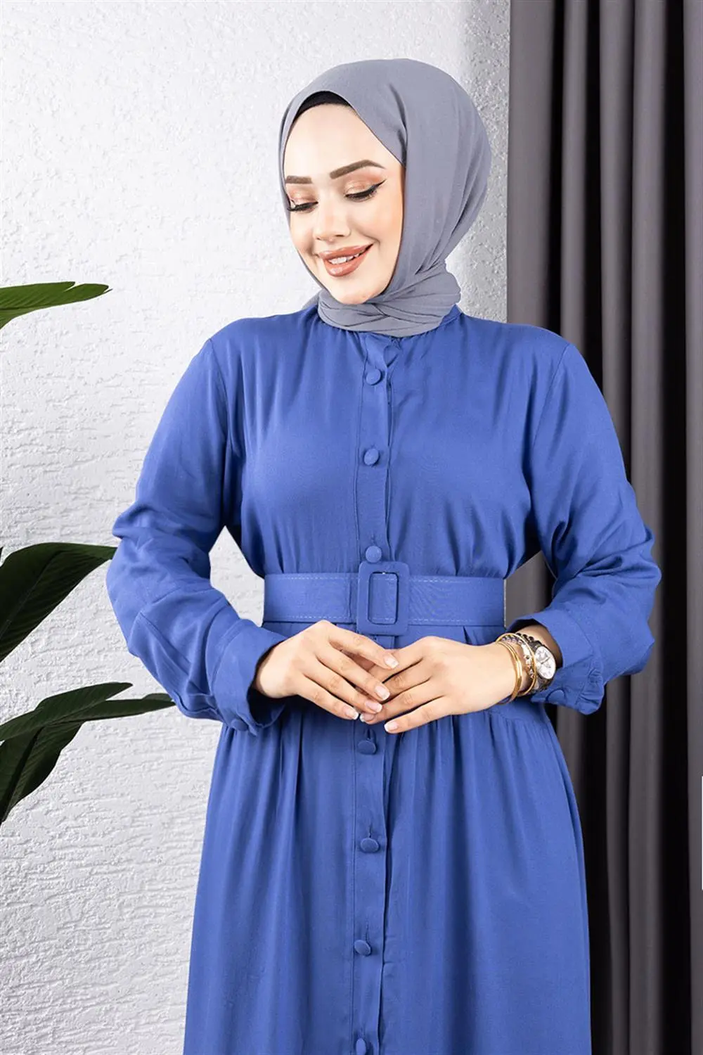 Buttoned Hijab Dress-detail