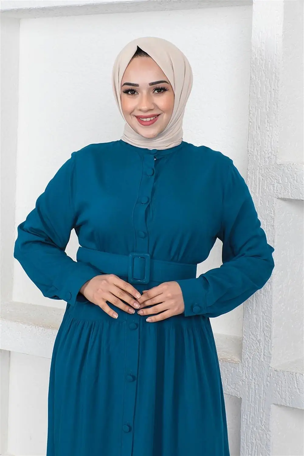 Buttoned Hijab Dress-detail