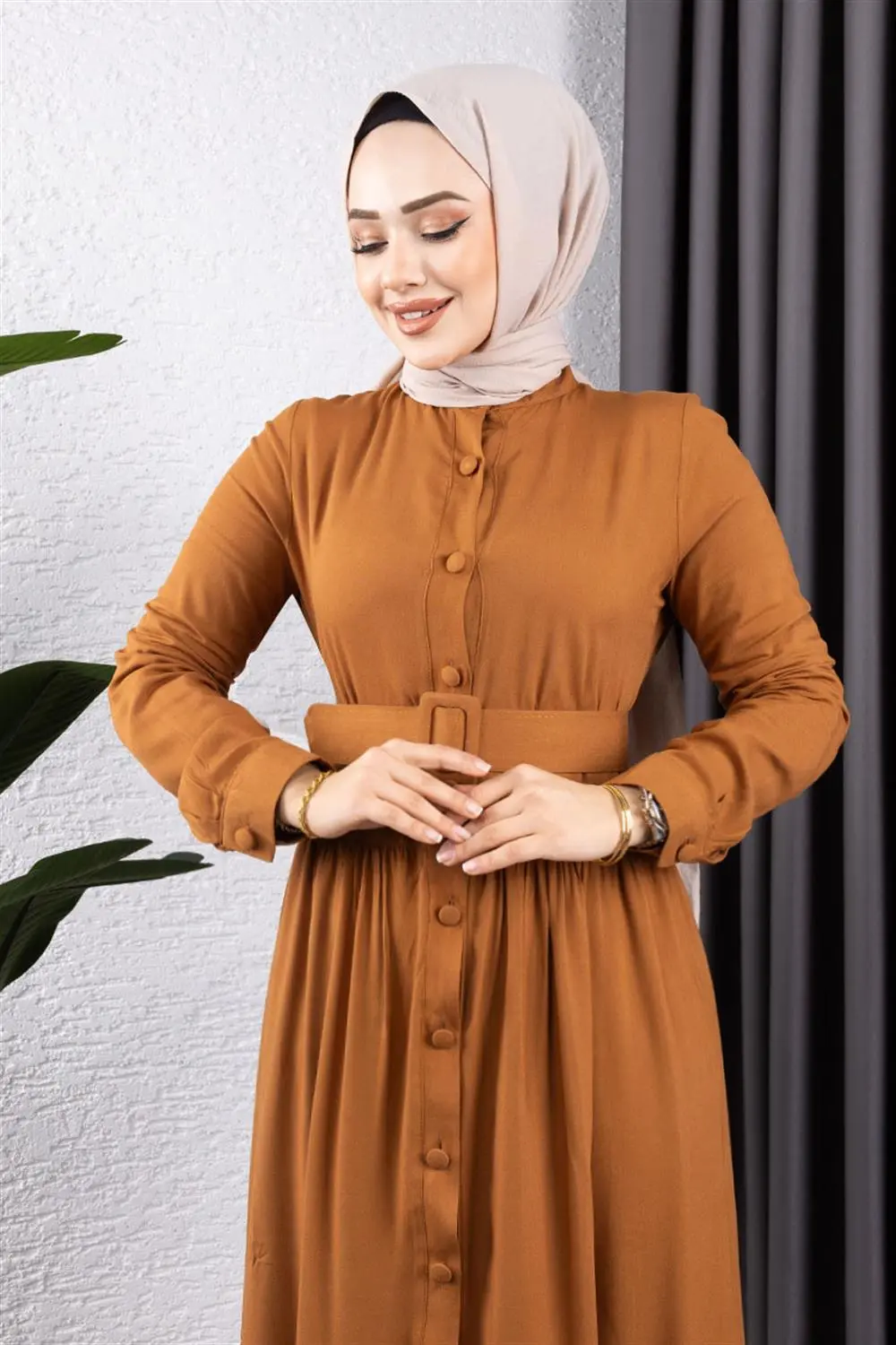 Buttoned Hijab Dress-detail