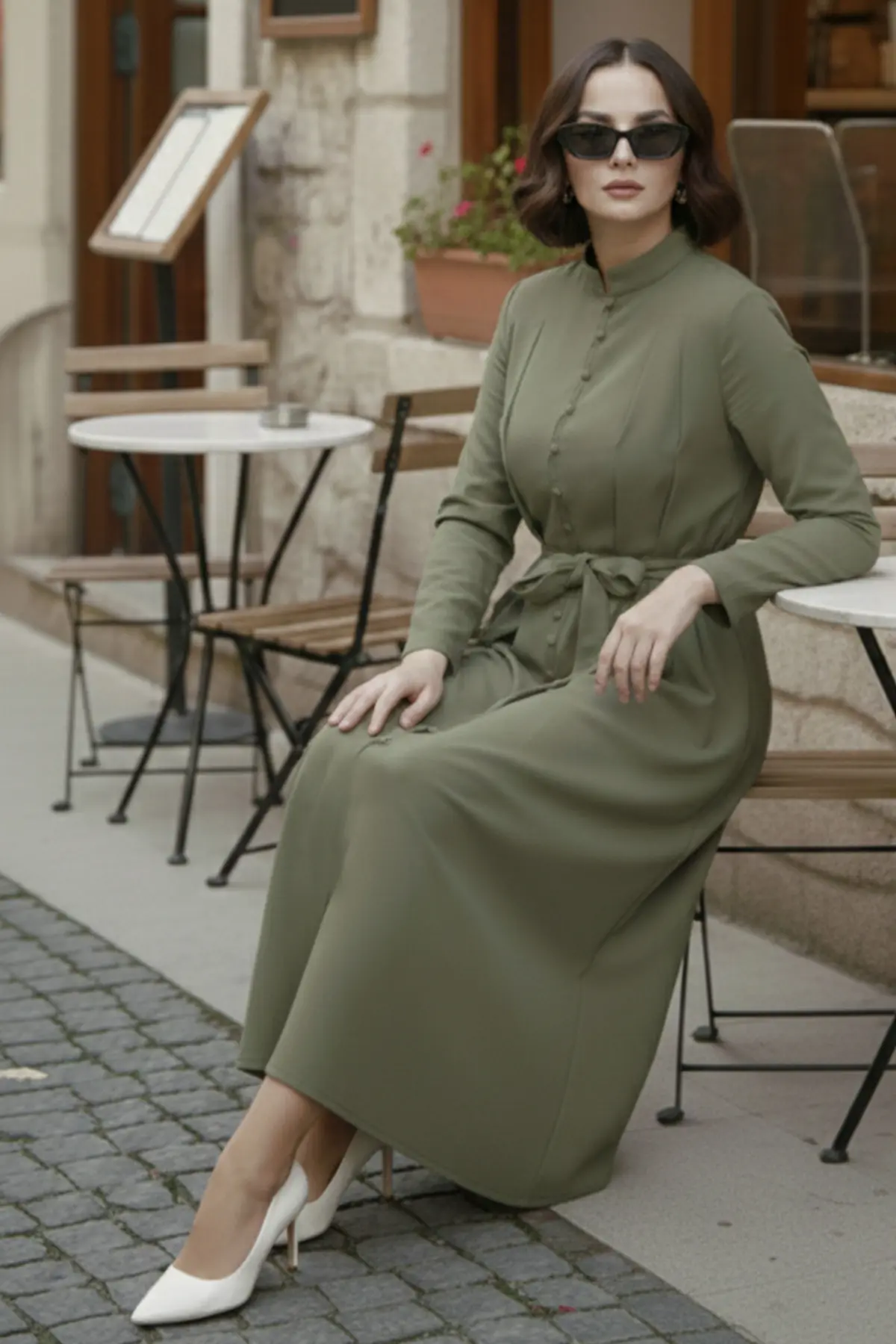 Buttoned Hijab Dress-detail