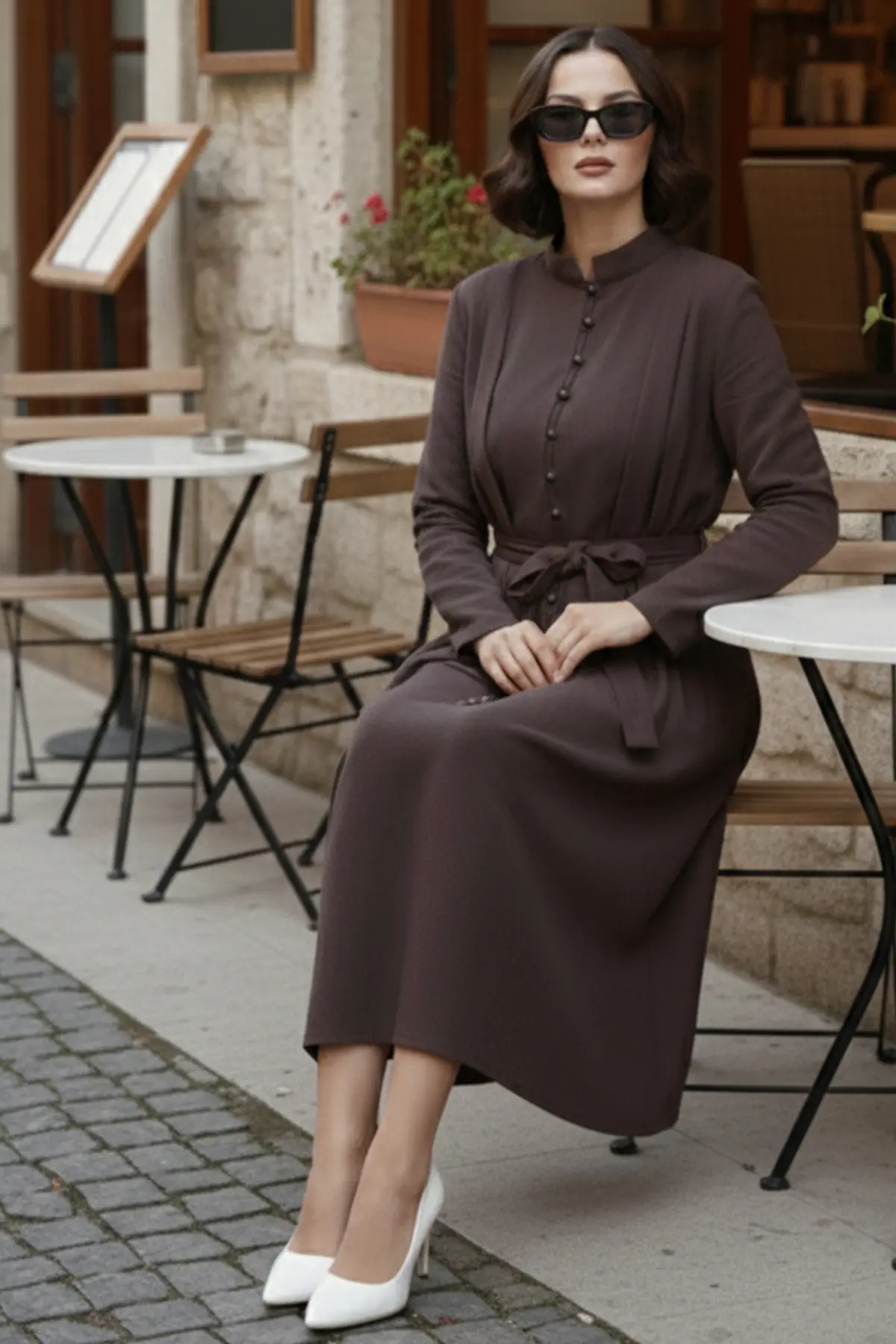 Buttoned Hijab Dress-detail