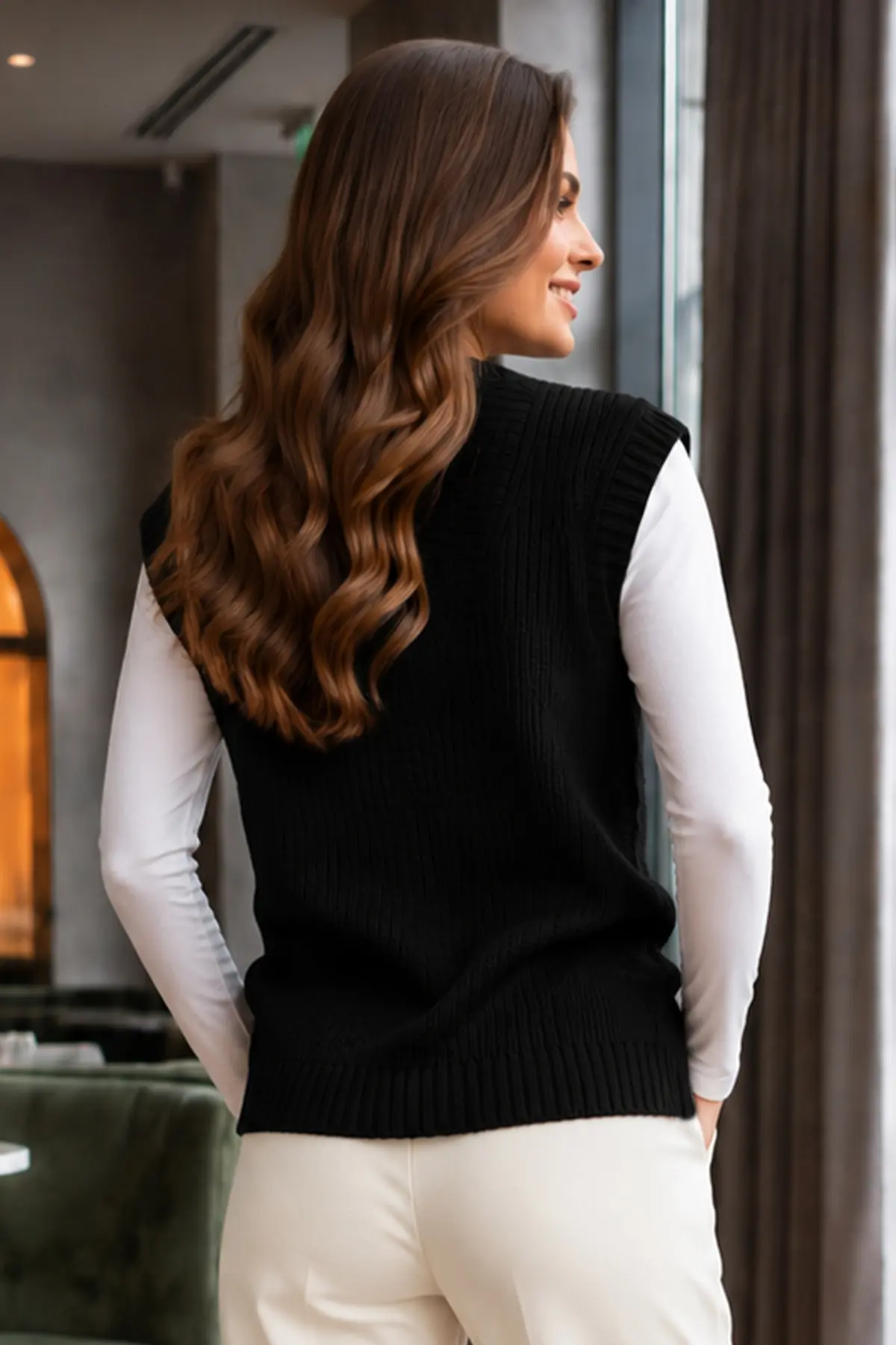 Buttoned Knit Vest N518 Black-detail