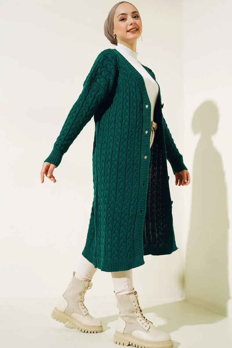 Buttoned Long Knitted Cardigan