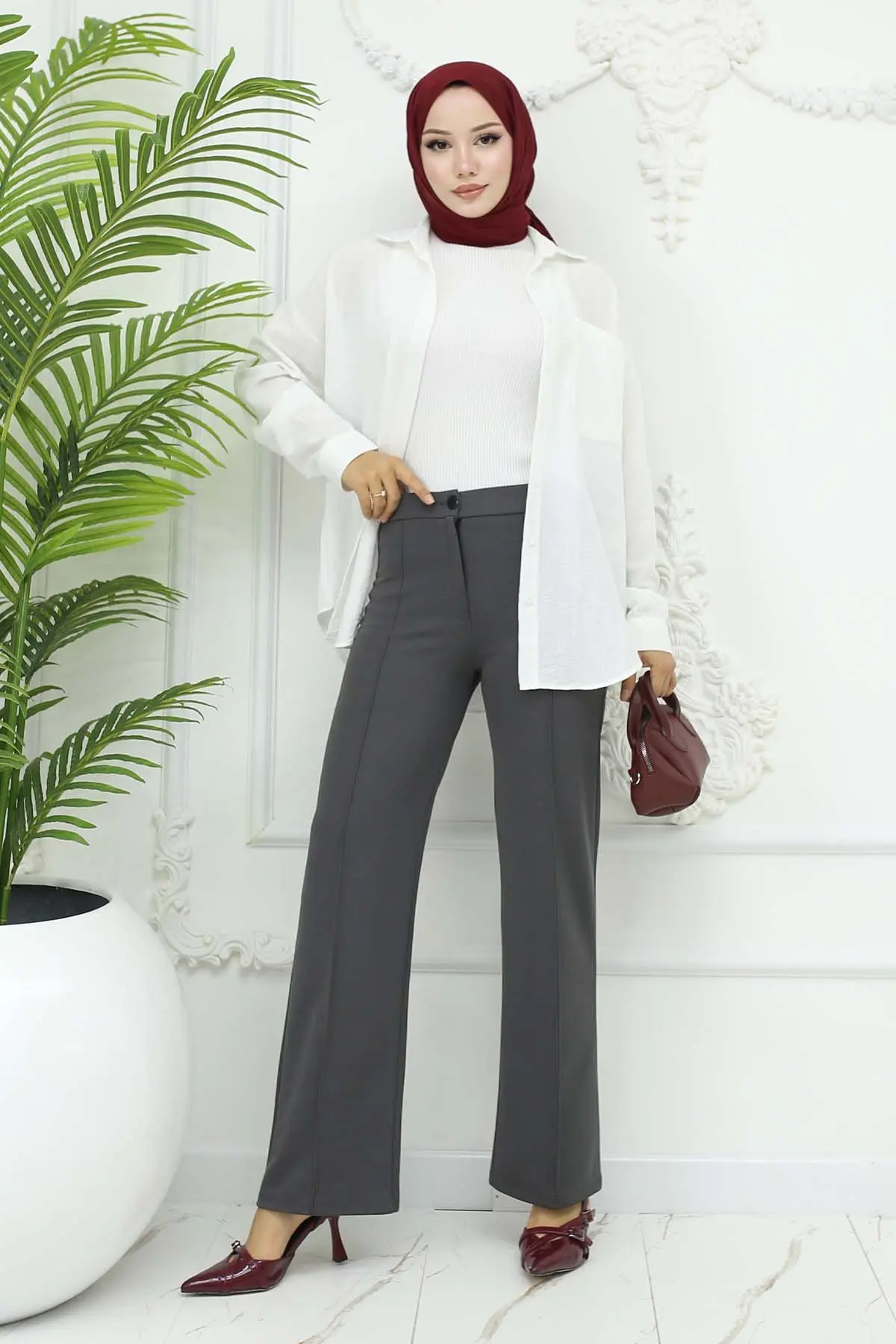 Buttoned Palazzo Trousers-detail