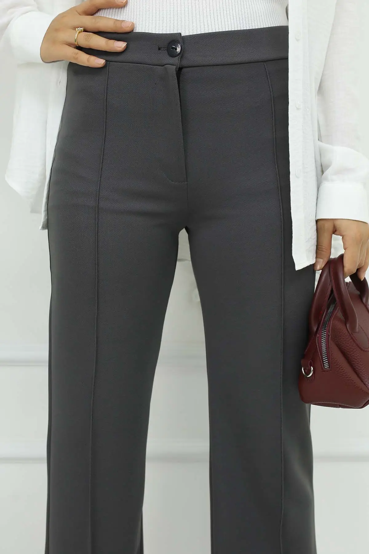 Buttoned Palazzo Trousers-detail