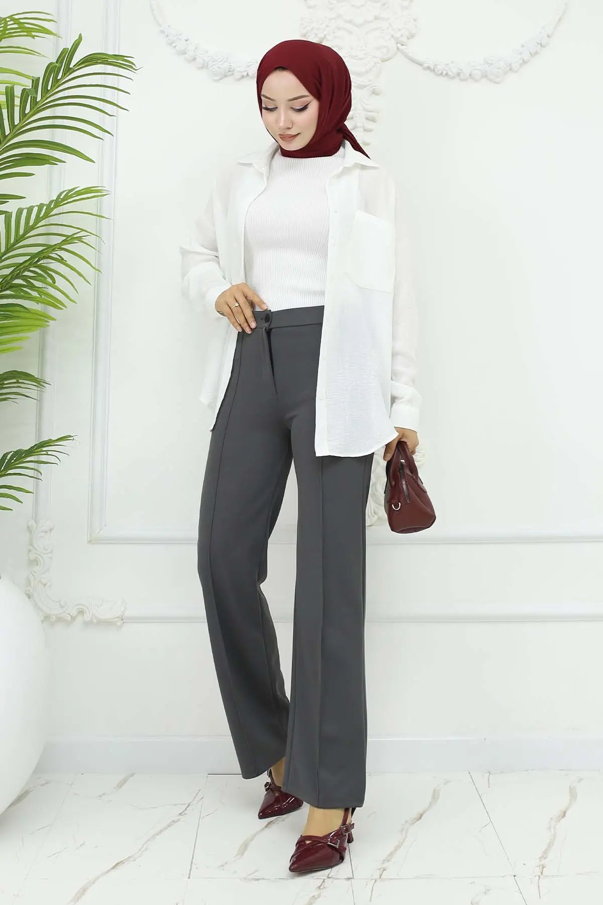 Buttoned Palazzo Trousers-detail