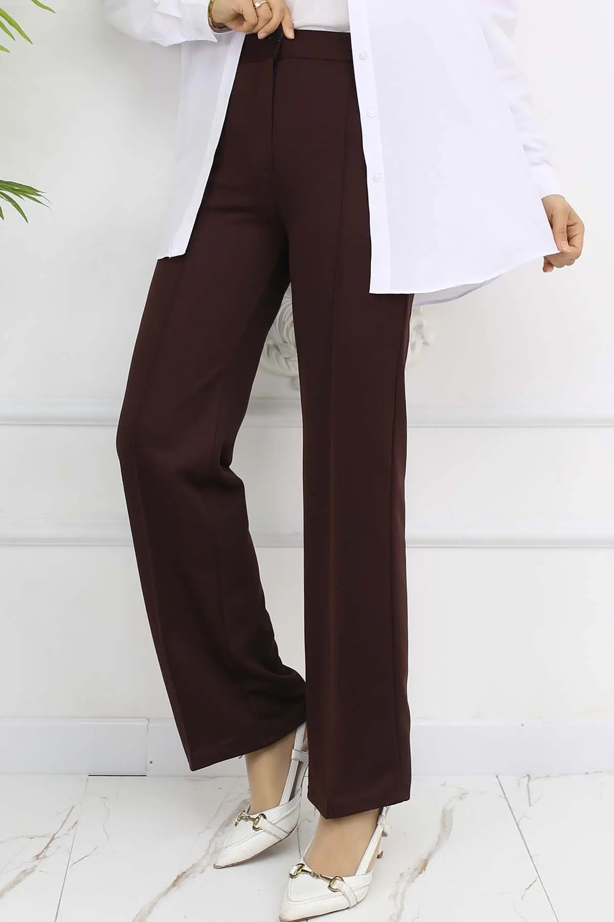 Buttoned Palazzo Trousers-detail