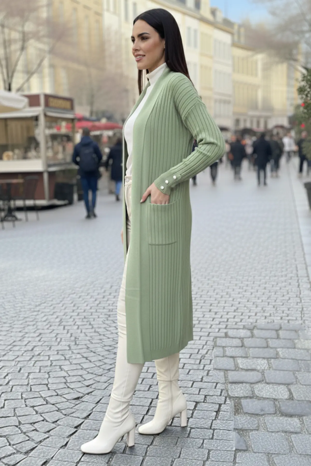 Buttoned Sleeve Ribbed Knit Cardigan-detail