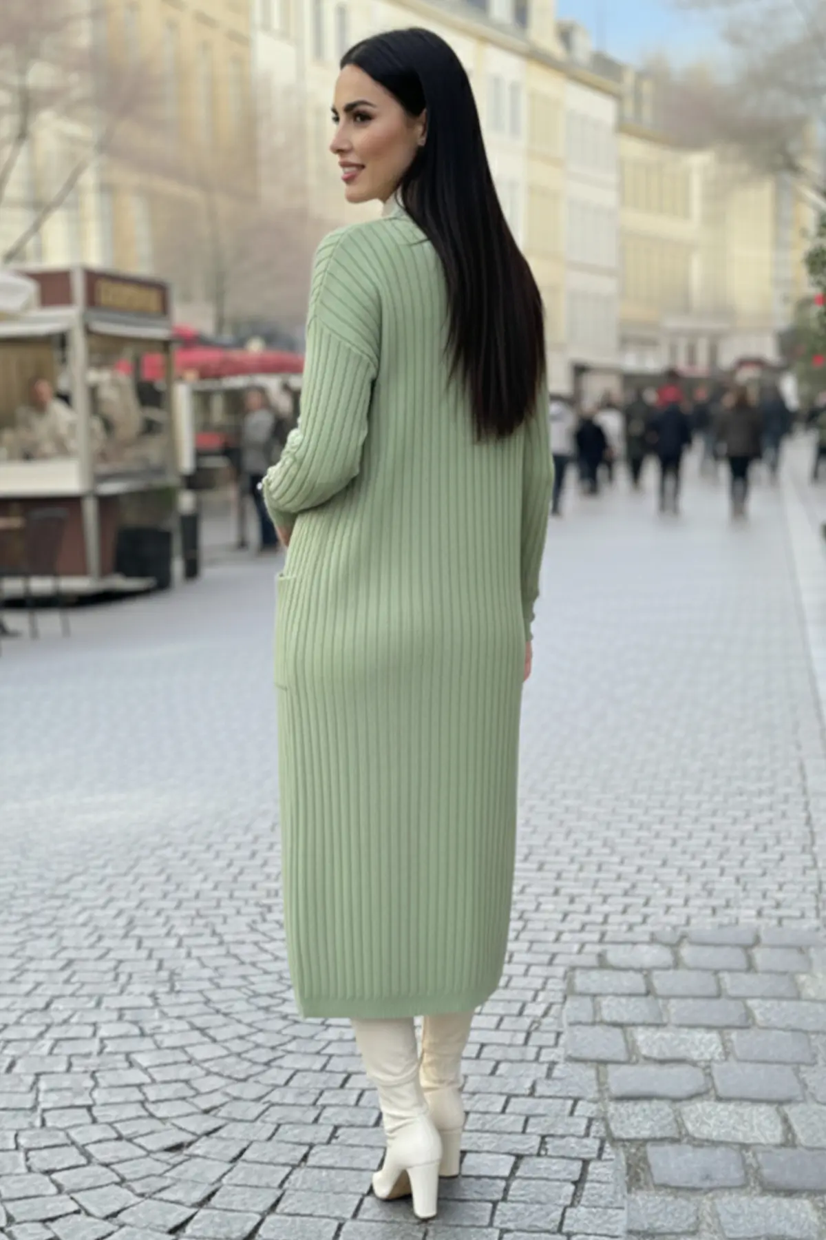 Buttoned Sleeve Ribbed Knit Cardigan-detail