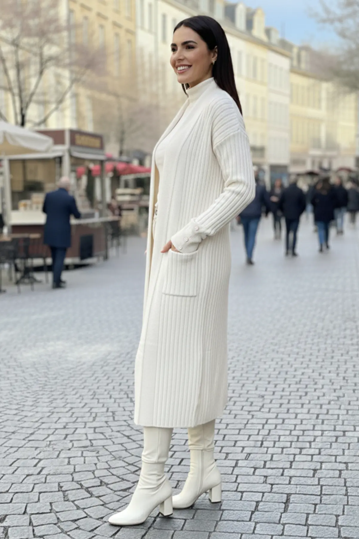 Buttoned Sleeve Ribbed Knit Cardigan-detail