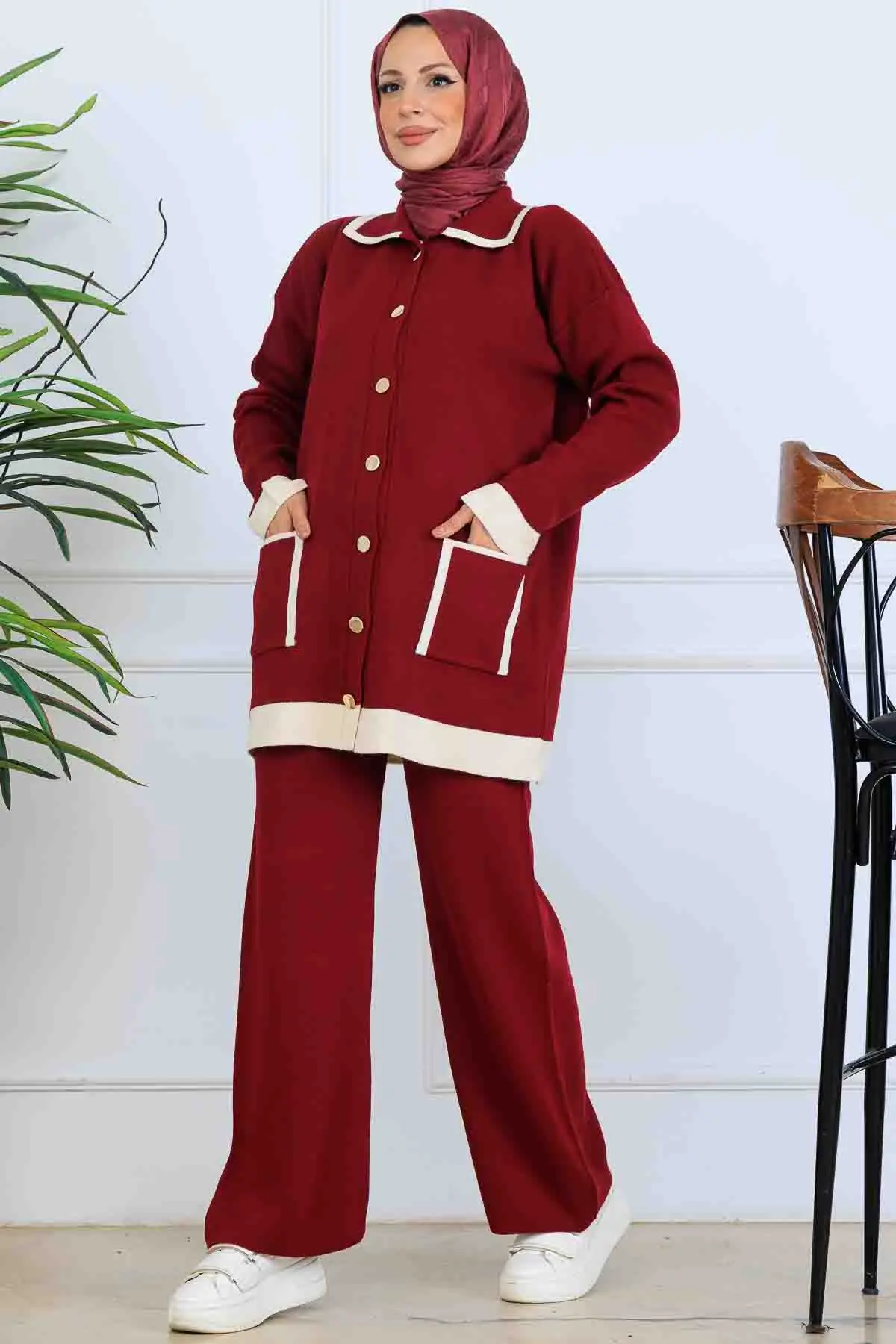 Buttoned Striped Detailed Knitwear Suit-detail