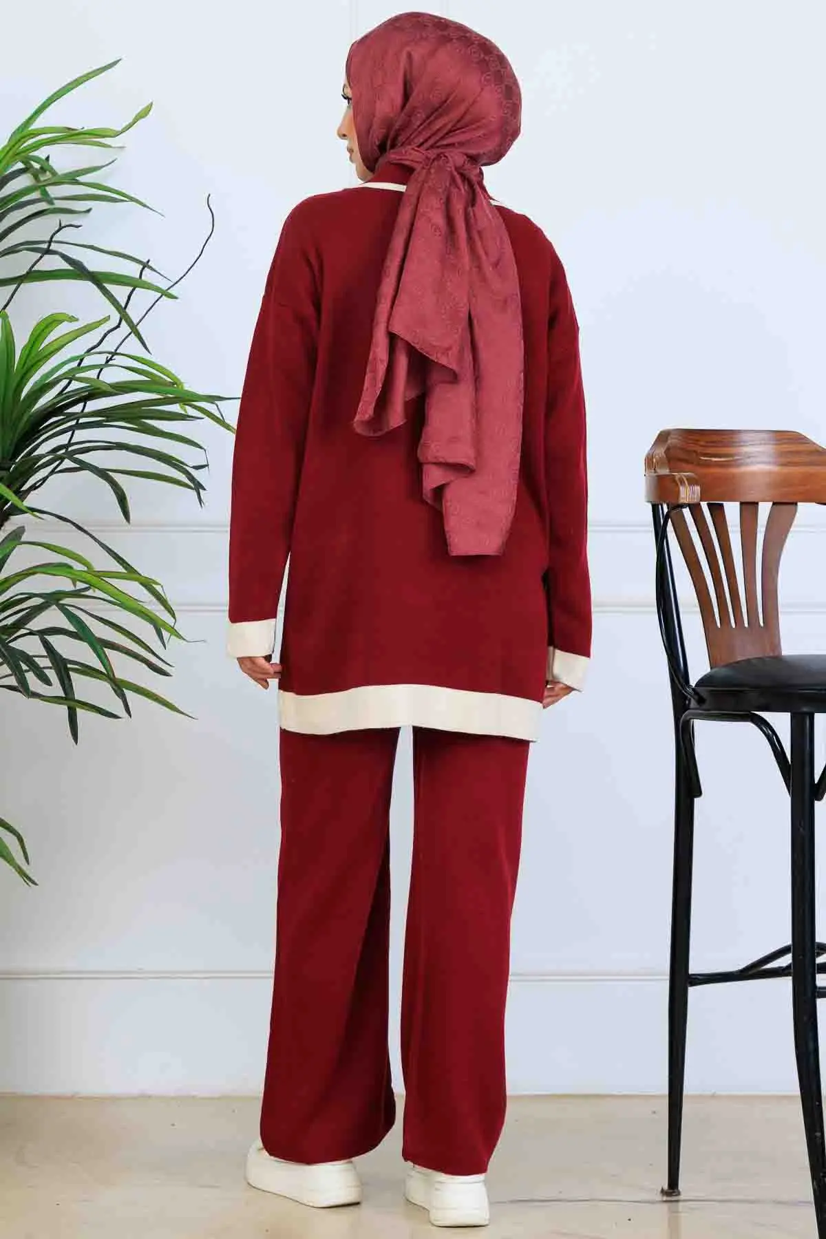 Buttoned Striped Detailed Knitwear Suit-detail