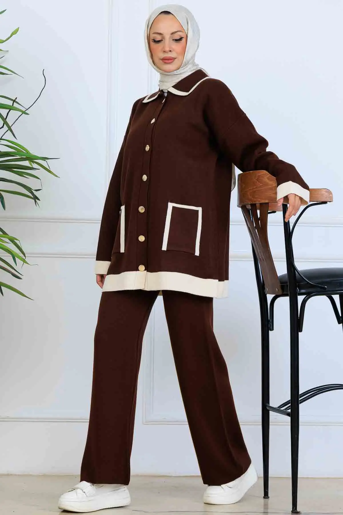 Buttoned Striped Detailed Knitwear Suit-detail