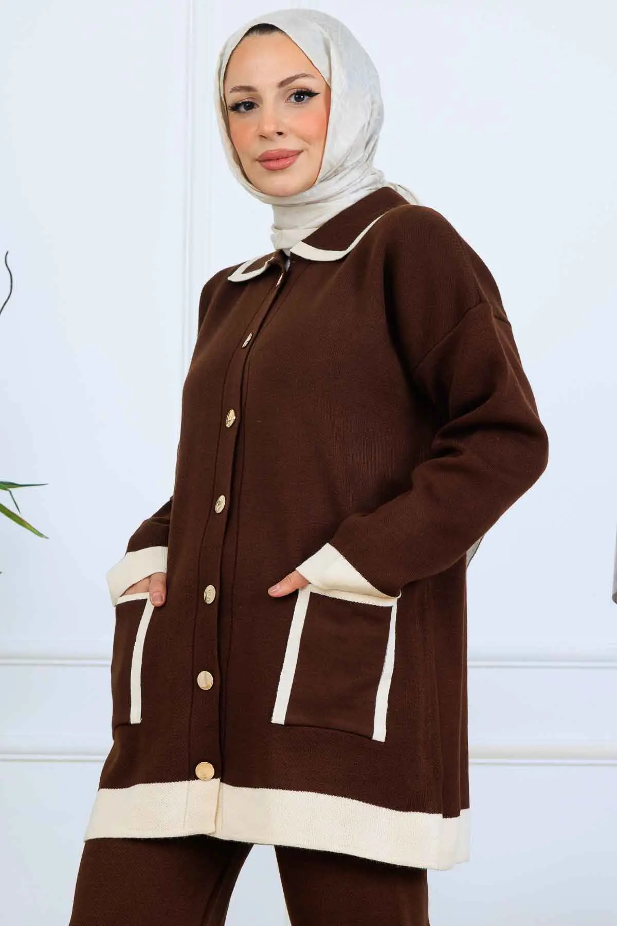 Buttoned Striped Detailed Knitwear Suit-detail