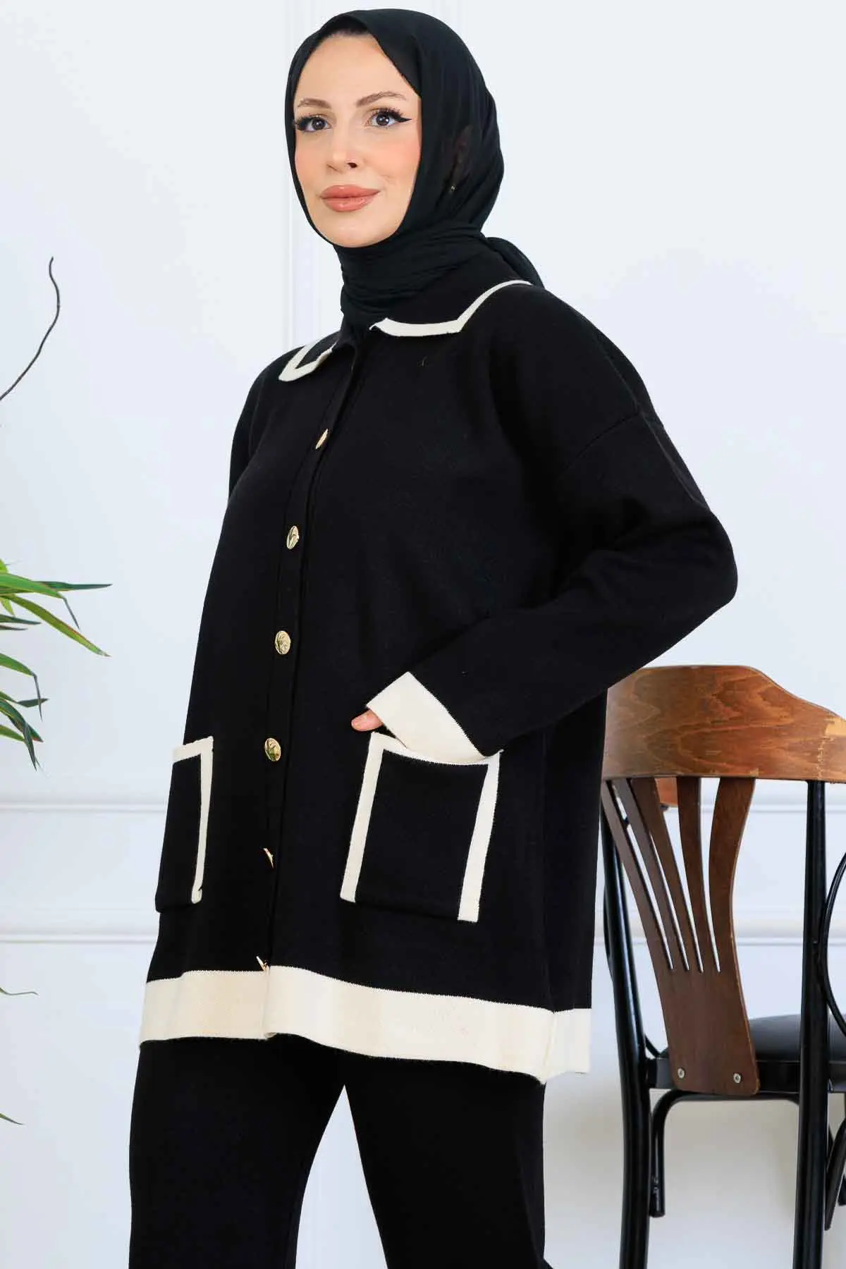 Buttoned Striped Detailed Knitwear Suit-detail