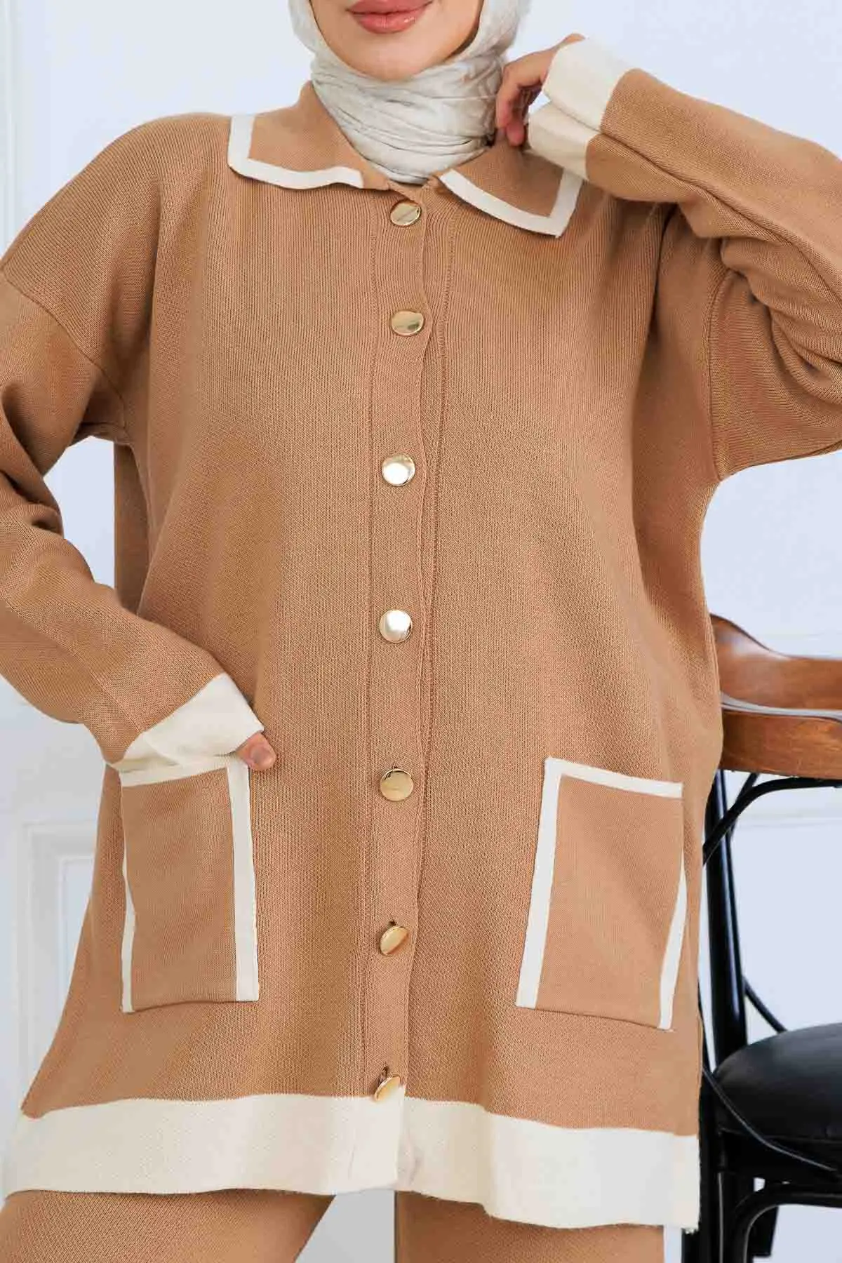 Buttoned Striped Detailed Knitwear Suit-detail