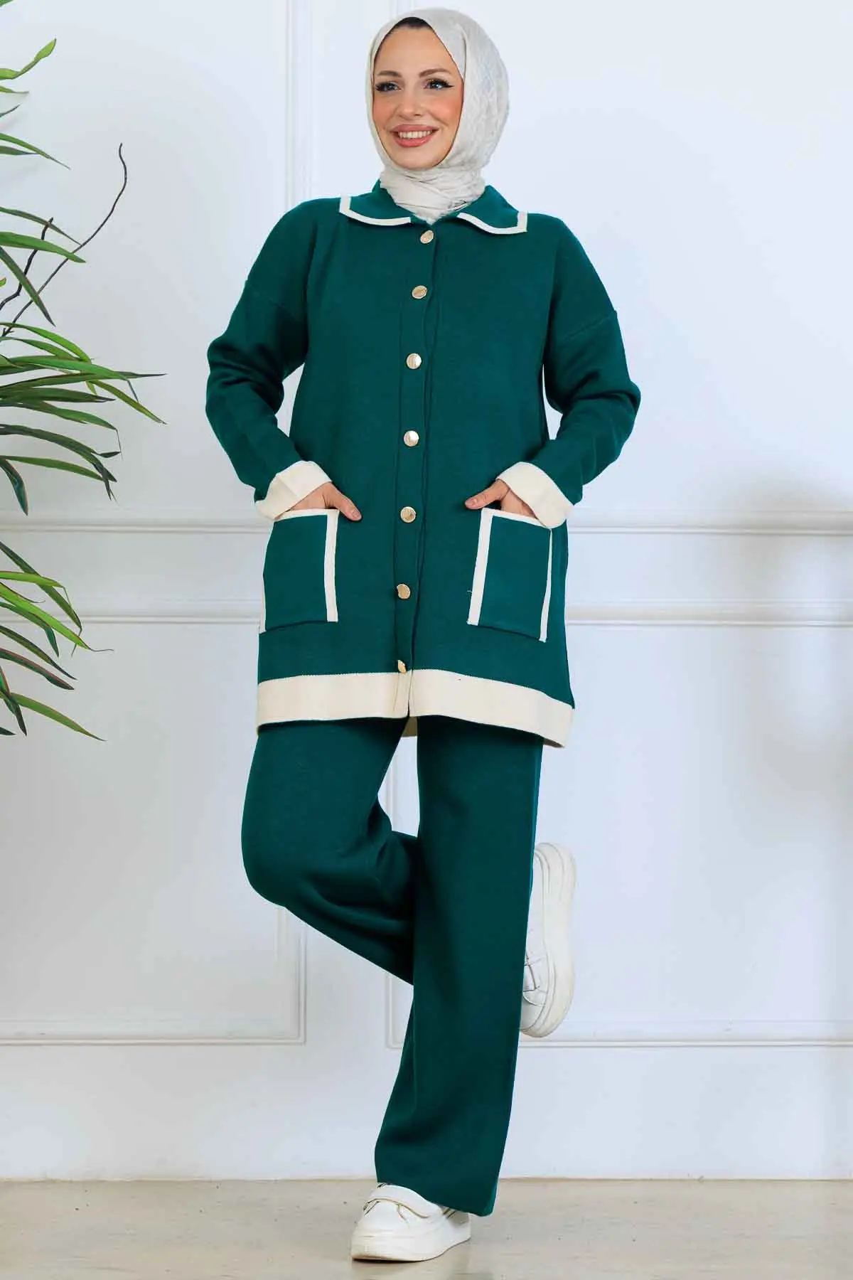 Buttoned Striped Detailed Knitwear Suit-detail