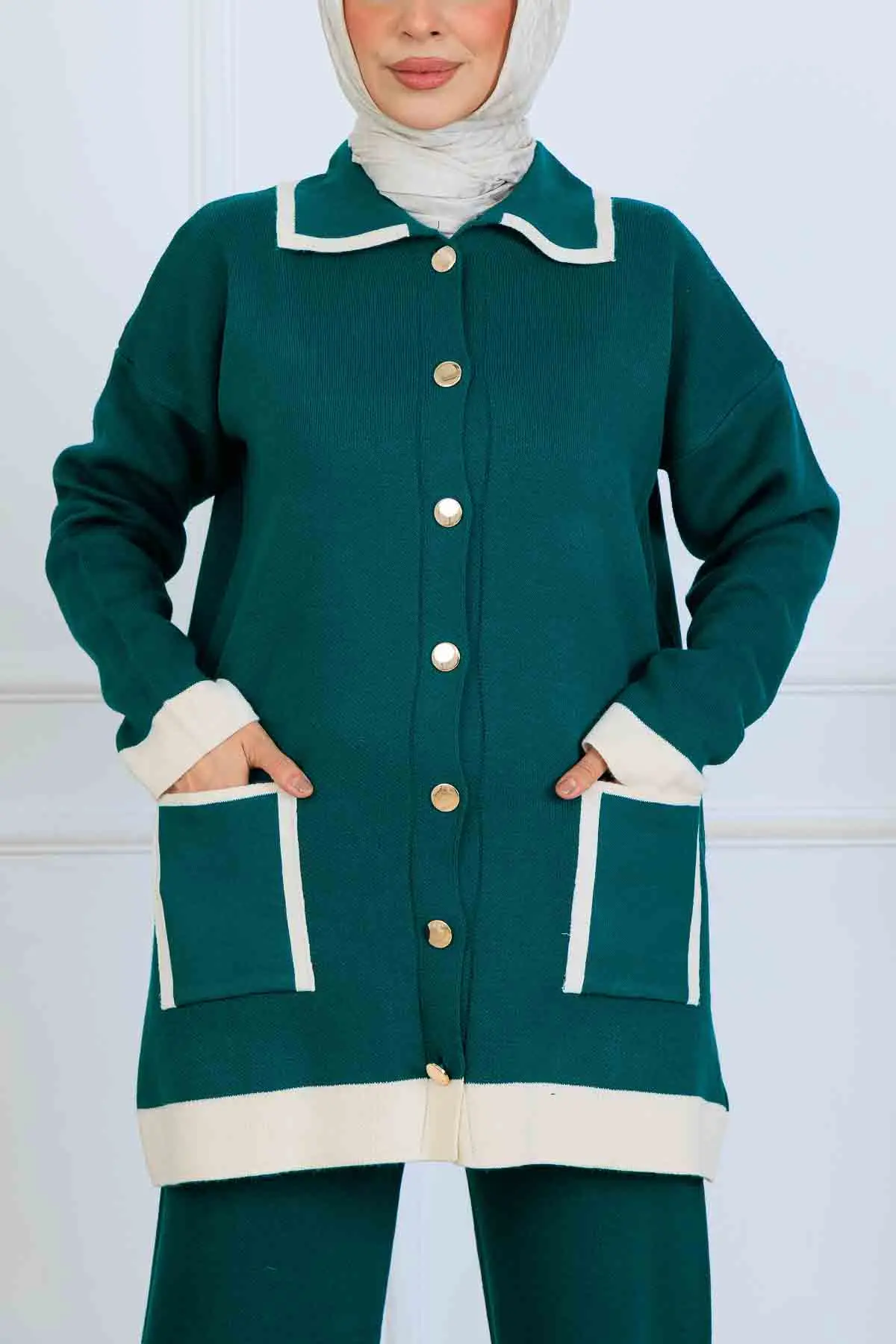 Buttoned Striped Detailed Knitwear Suit-detail