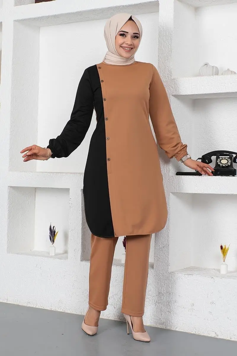 Buttoned Two-tone Suit-detail