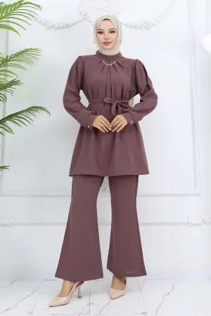 Chain Detailed Hijab Suit