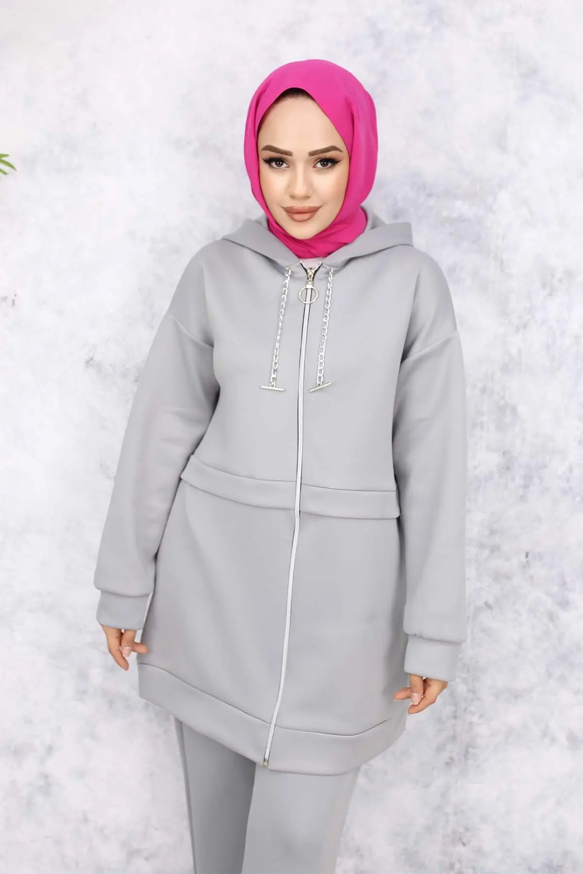 Chain Detailed Scuba Suit-detail