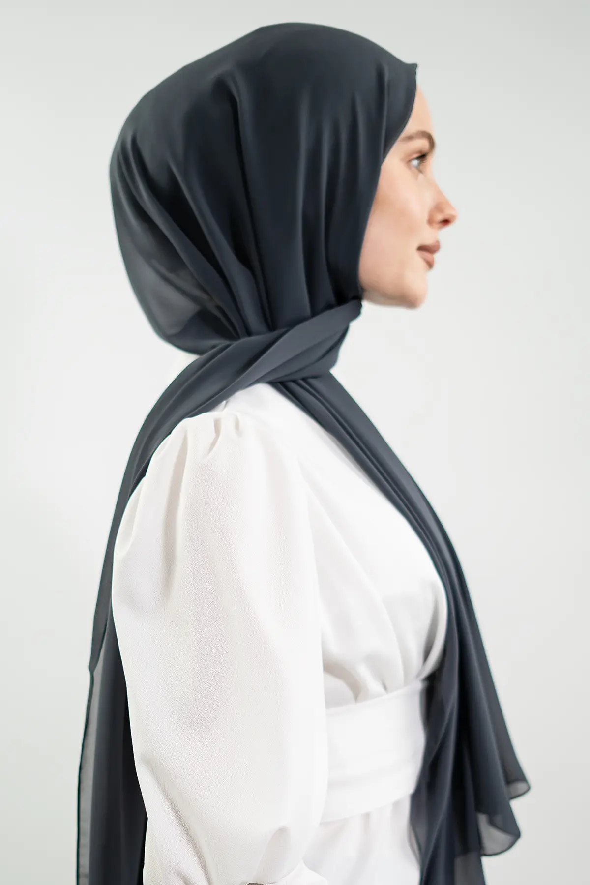 Chiffon Anthracite Shawl-detail