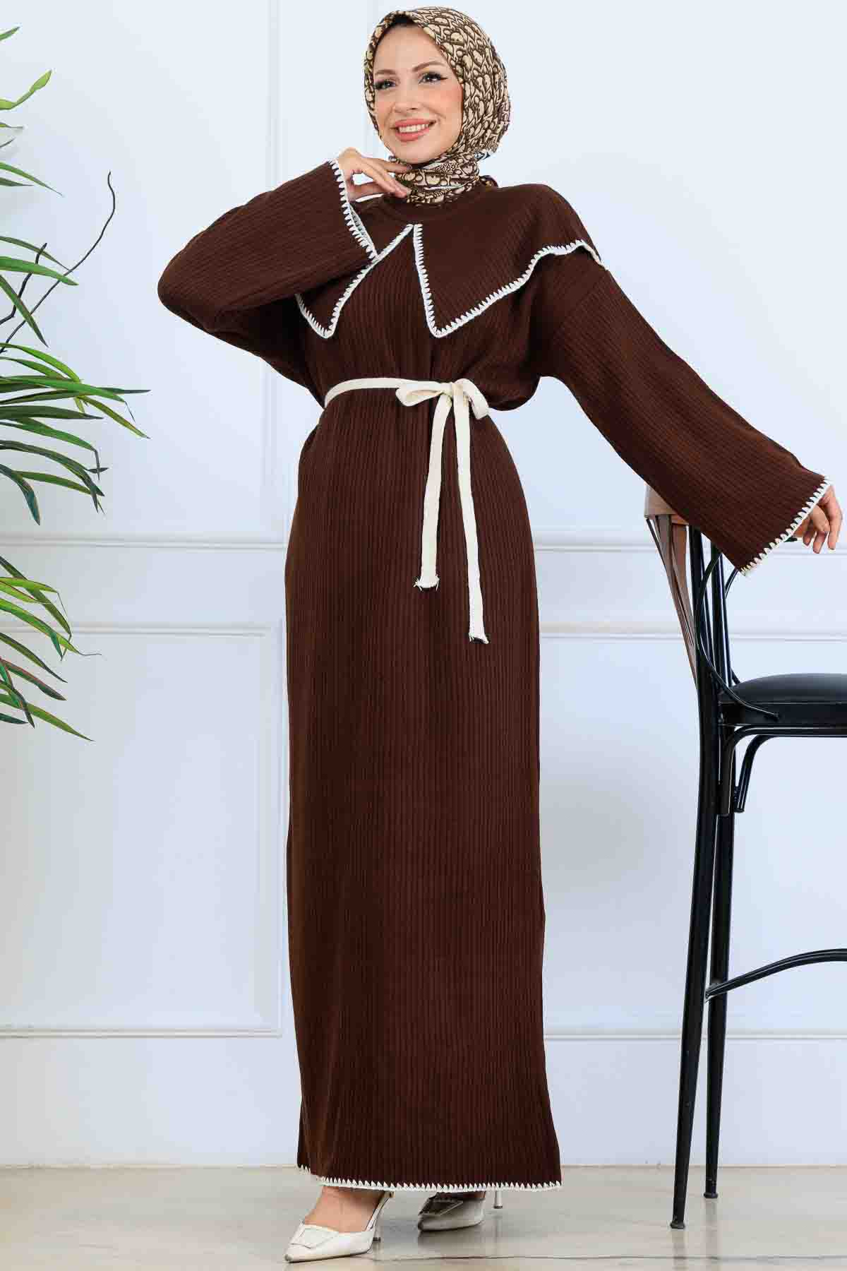 Collar Detailed Knit Dress