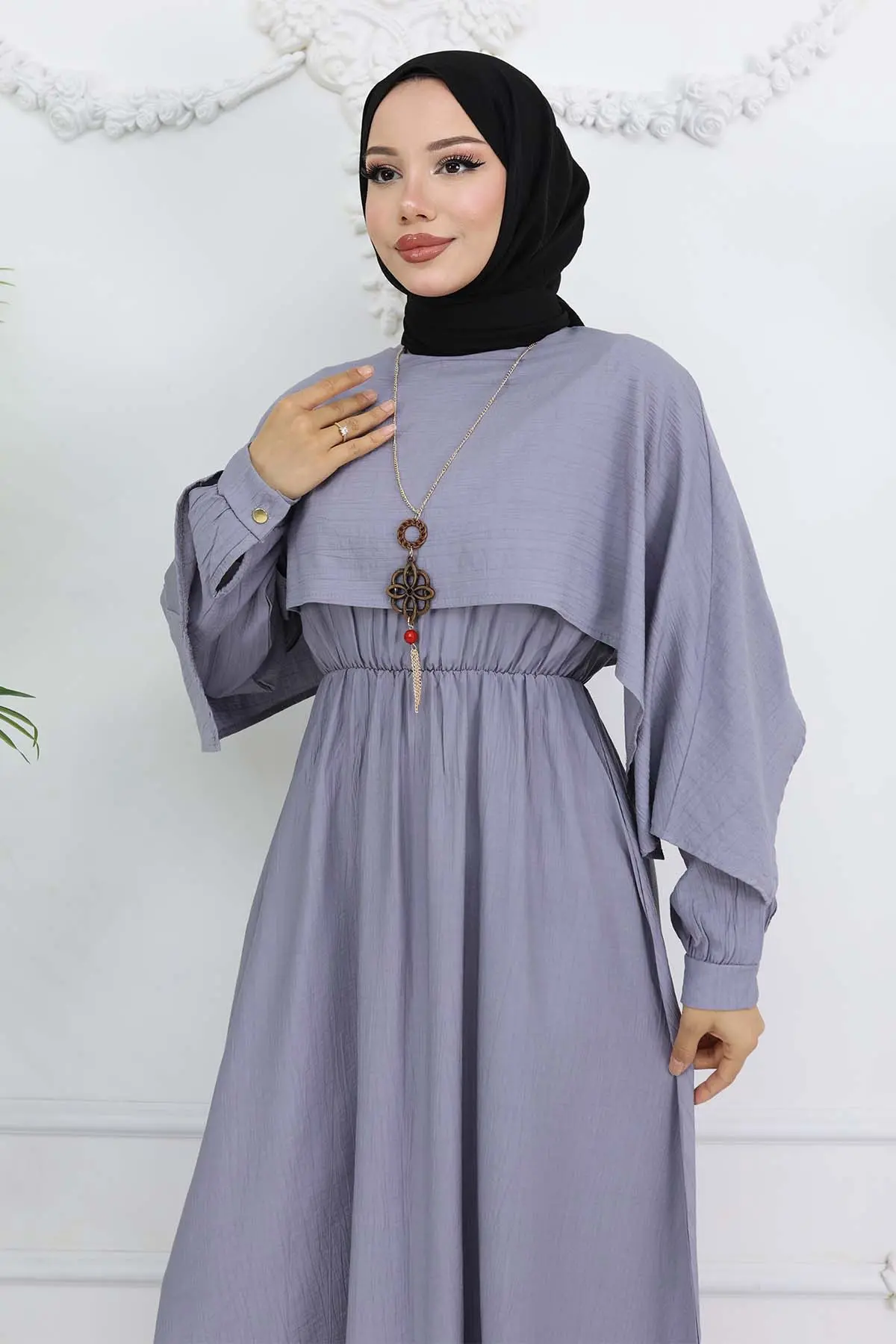 Collar Detailed Necklace Dress-detail