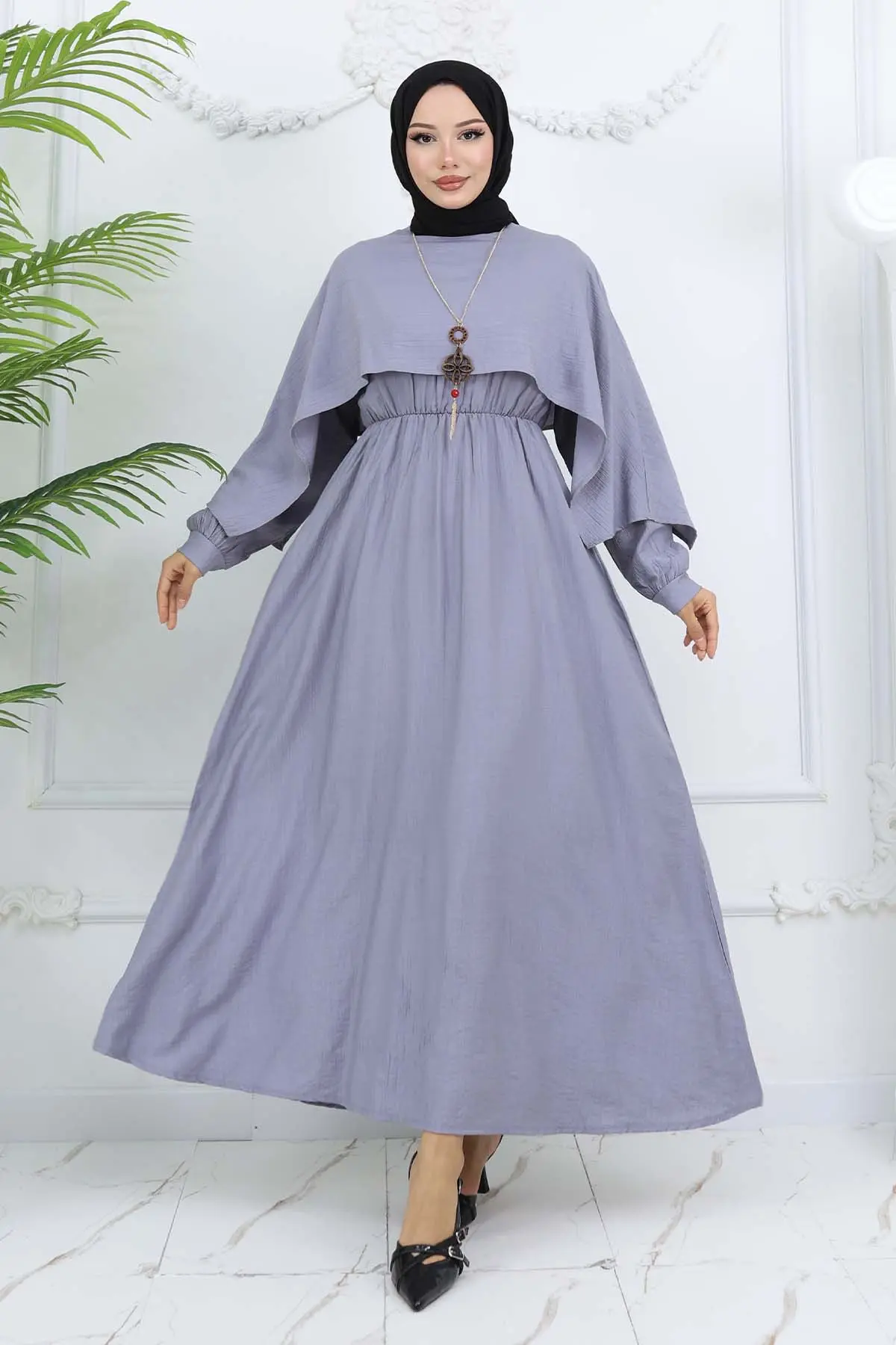 Collar Detailed Necklace Dress-detail