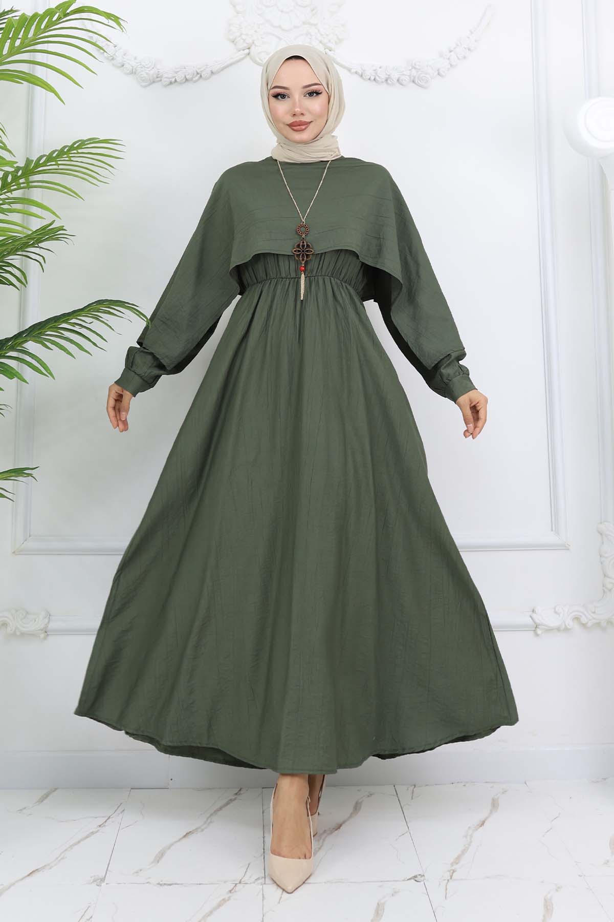 Collar Detailed Necklace Dress