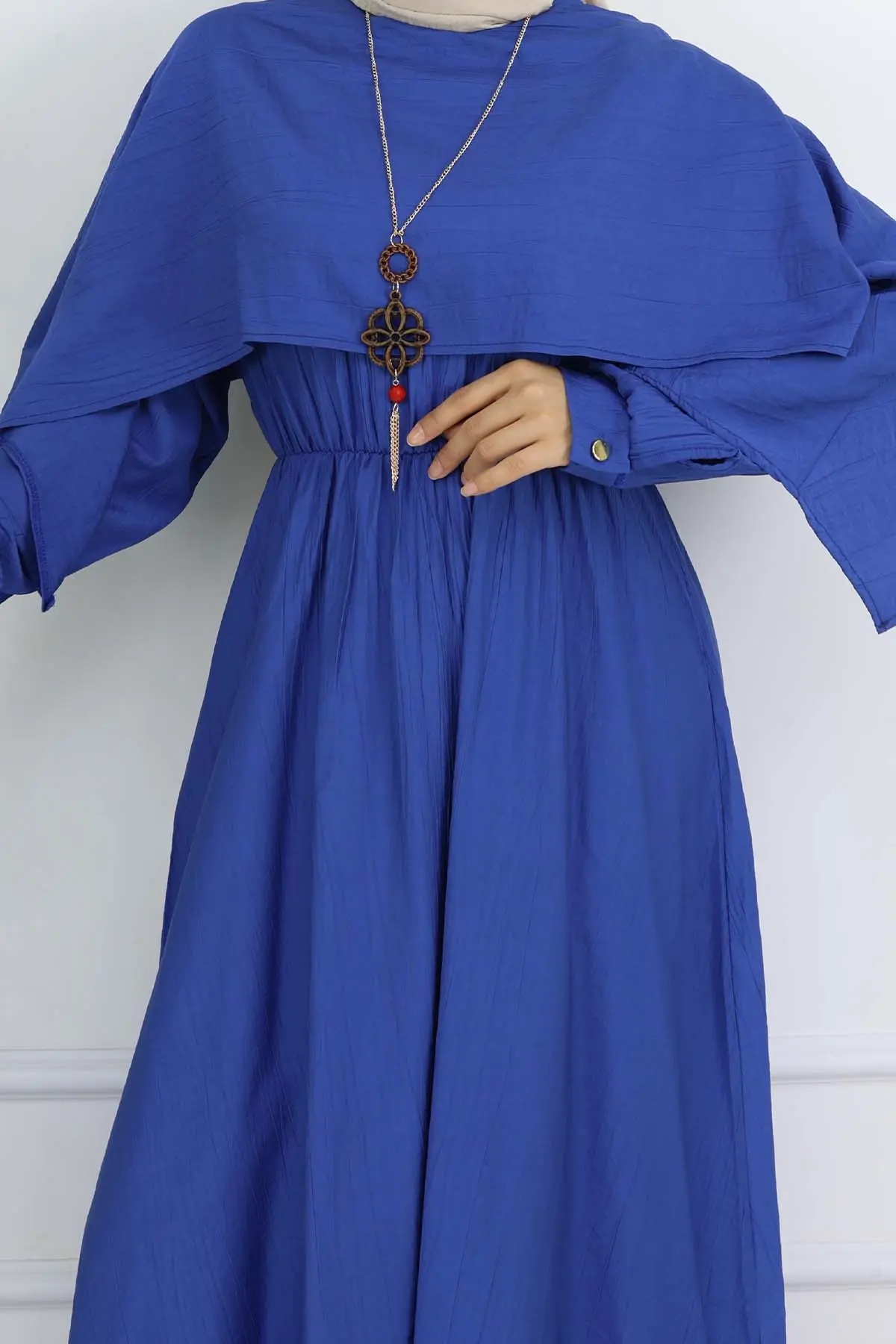 Collar Detailed Necklace Dress-detail