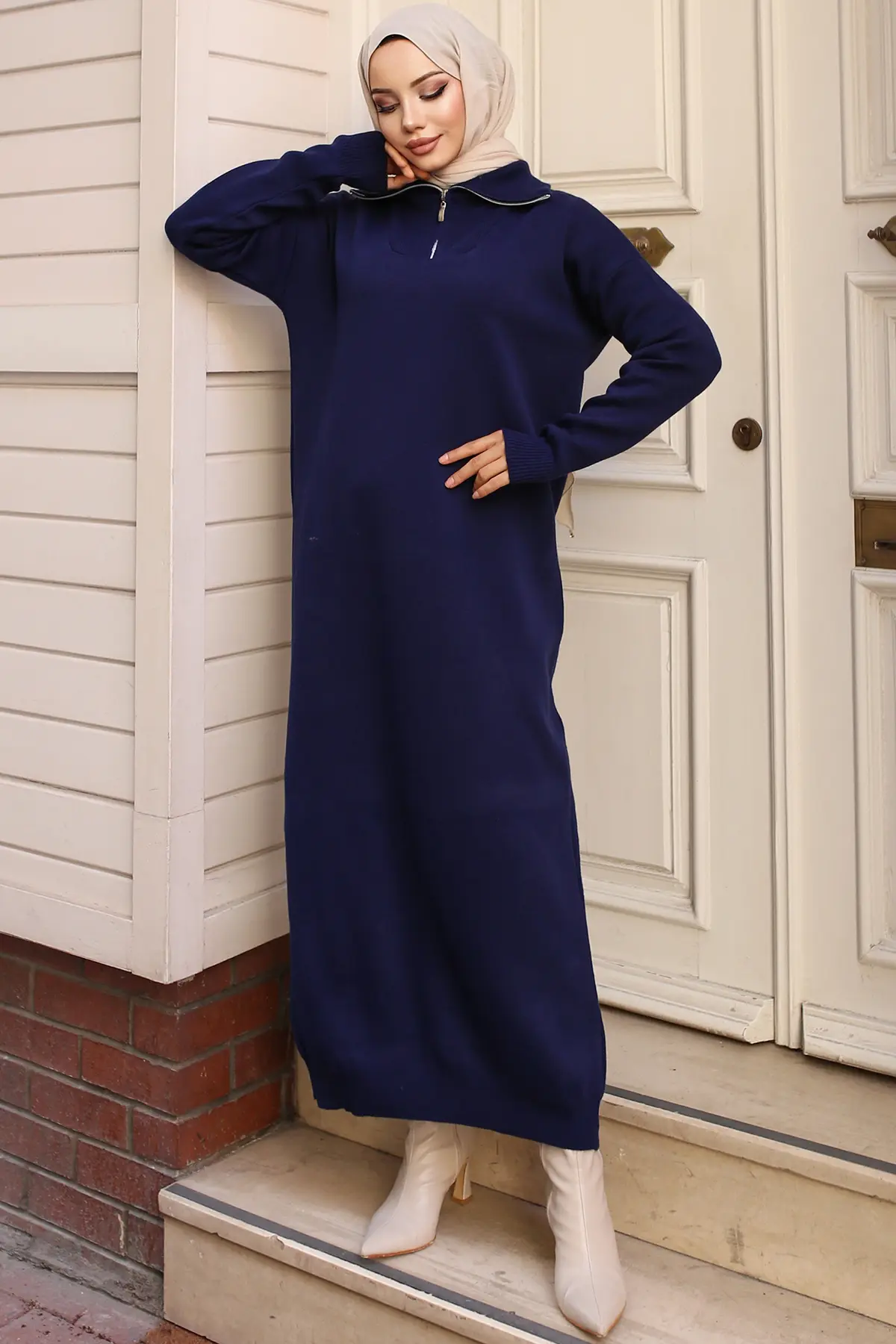 Collar Zippered Sweater Dress-detail