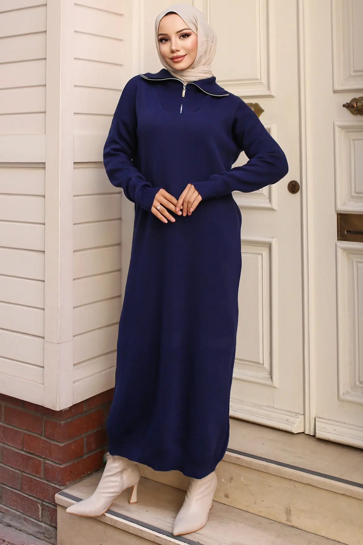 Collar Zippered Sweater Dress-detail