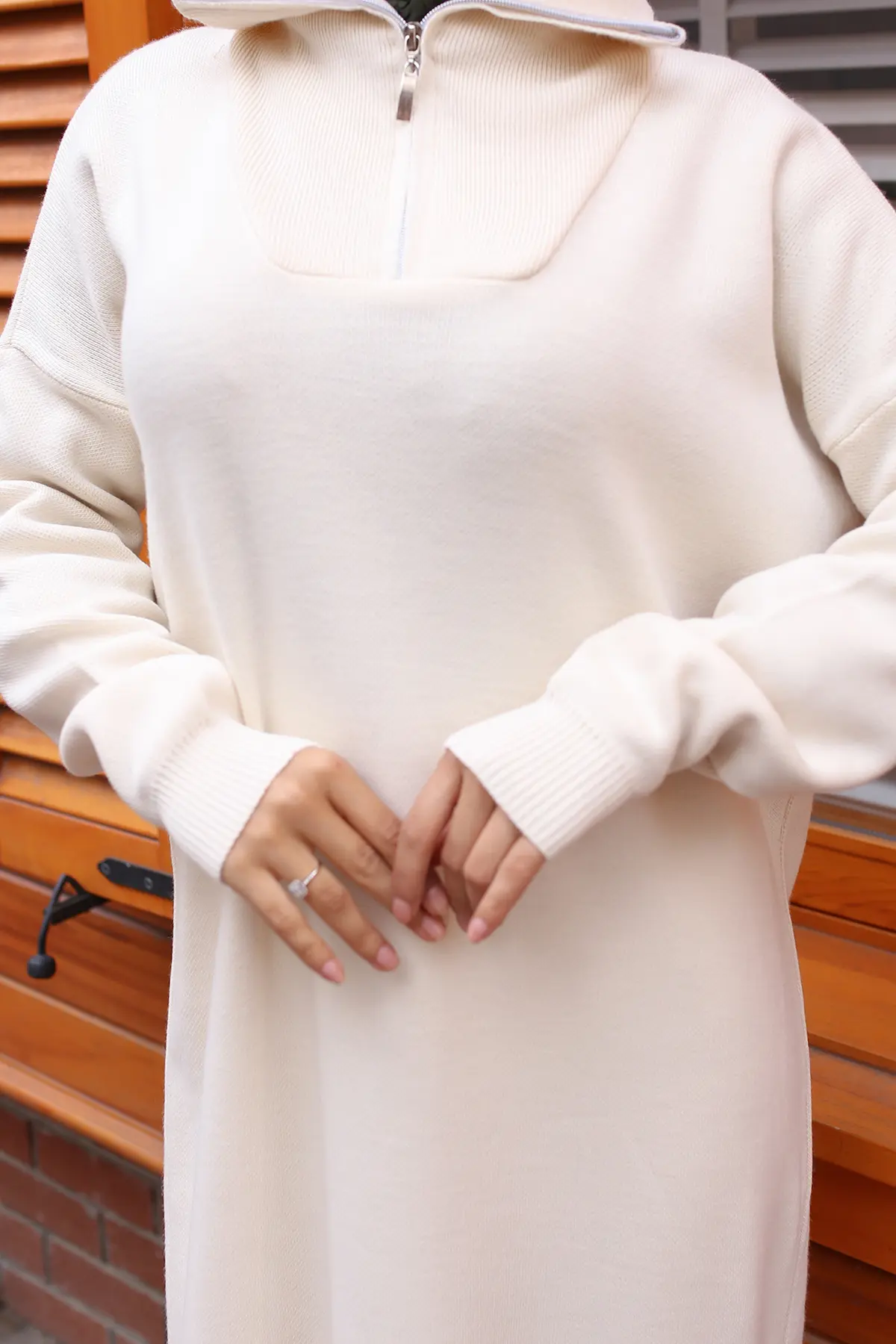 Collar Zippered Sweater Dress-detail