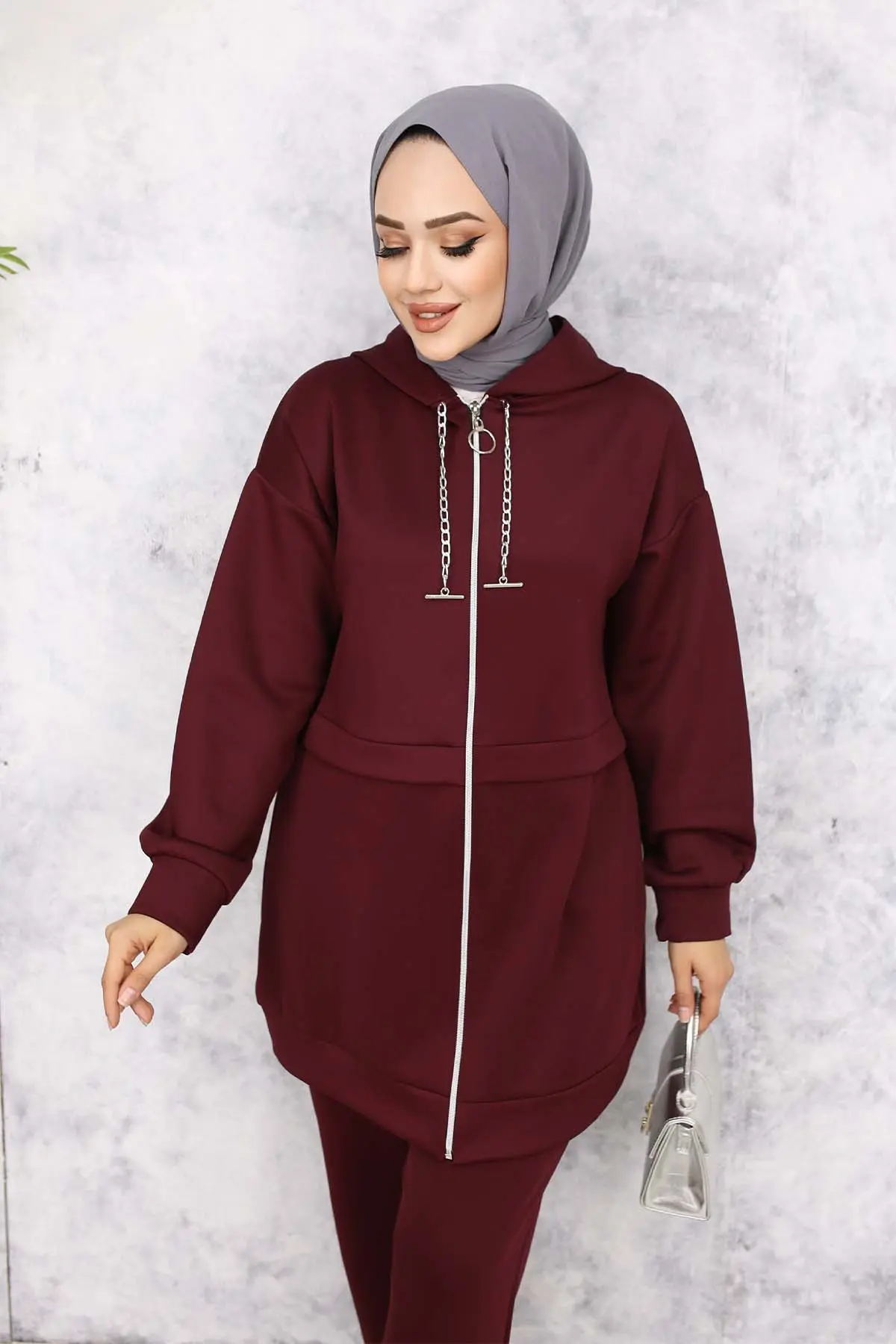 Collared Double Set With Coat Of Arms Detail-detail