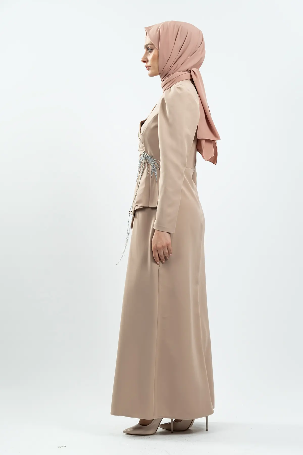 Cream Stone Detailed Evening Dress-detail