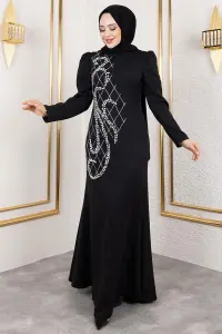 Crepe Evening Dress With Stone Embroidery On The Front