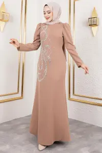 Crepe Evening Dress With Stone Embroidery On The Front