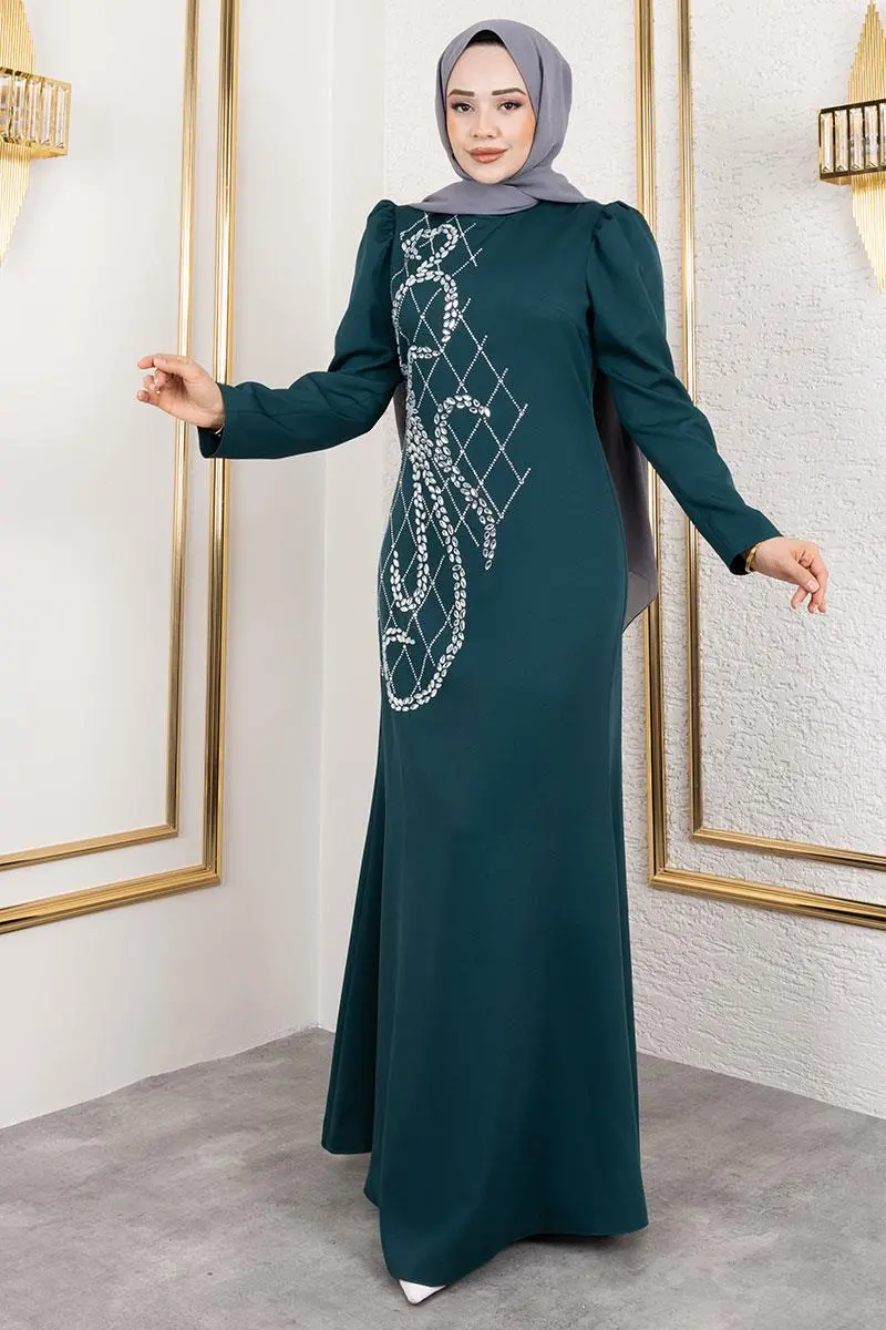 Crepe Evening Dress With Stone Embroidery On The Front-detail