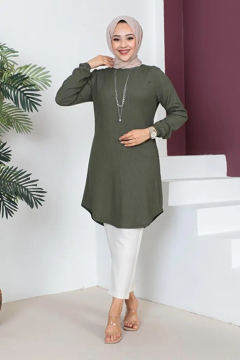 Crepe Tunic With Necklace-detail