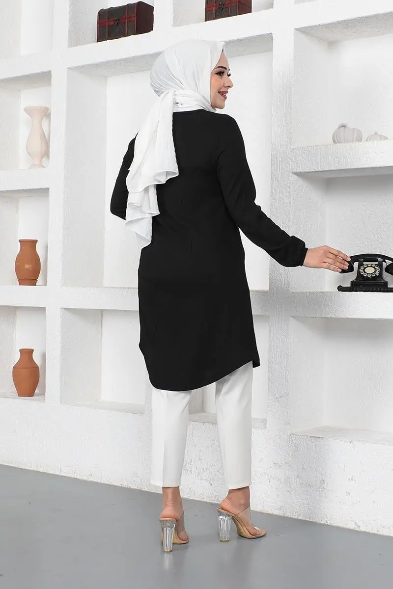 Crepe Tunic With Necklace-detail