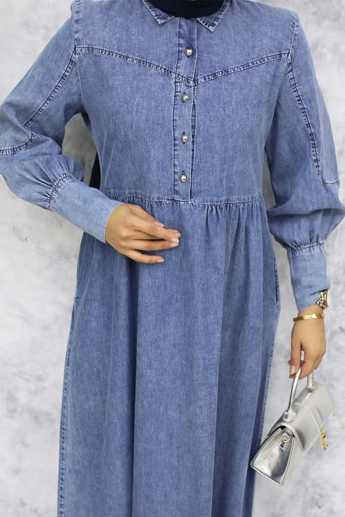 Denim Dress With Metal Buttons-detail