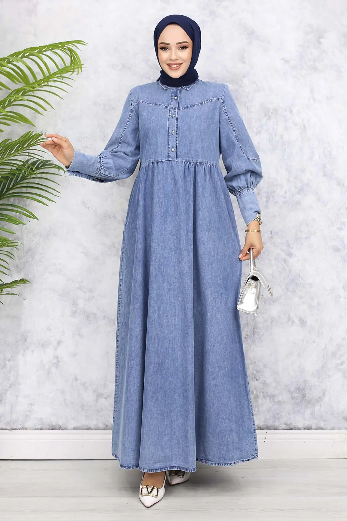 Denim Dress With Metal Buttons-detail