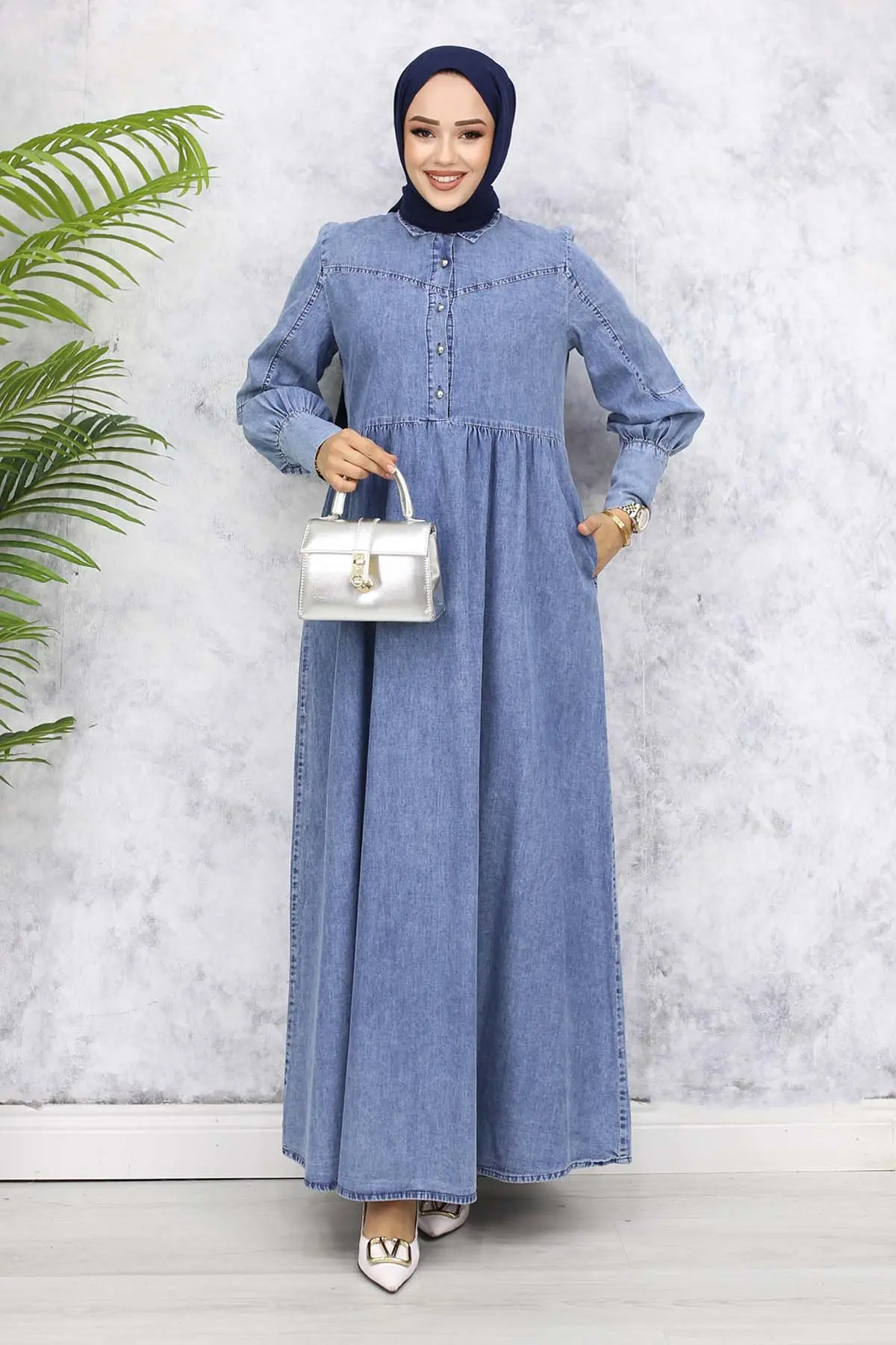 Denim Dress With Metal Buttons-detail