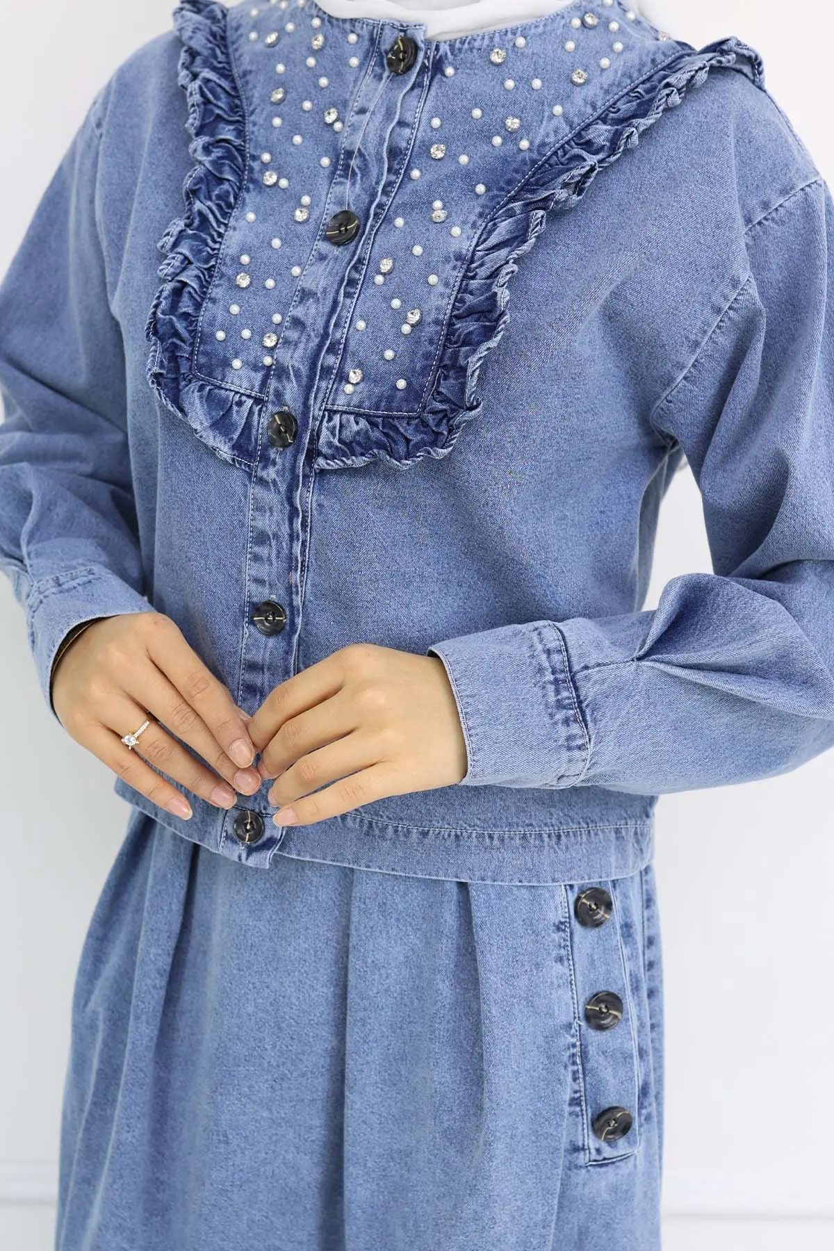 Denim Skirt Suit With Pearl Detail On The Collar-detail