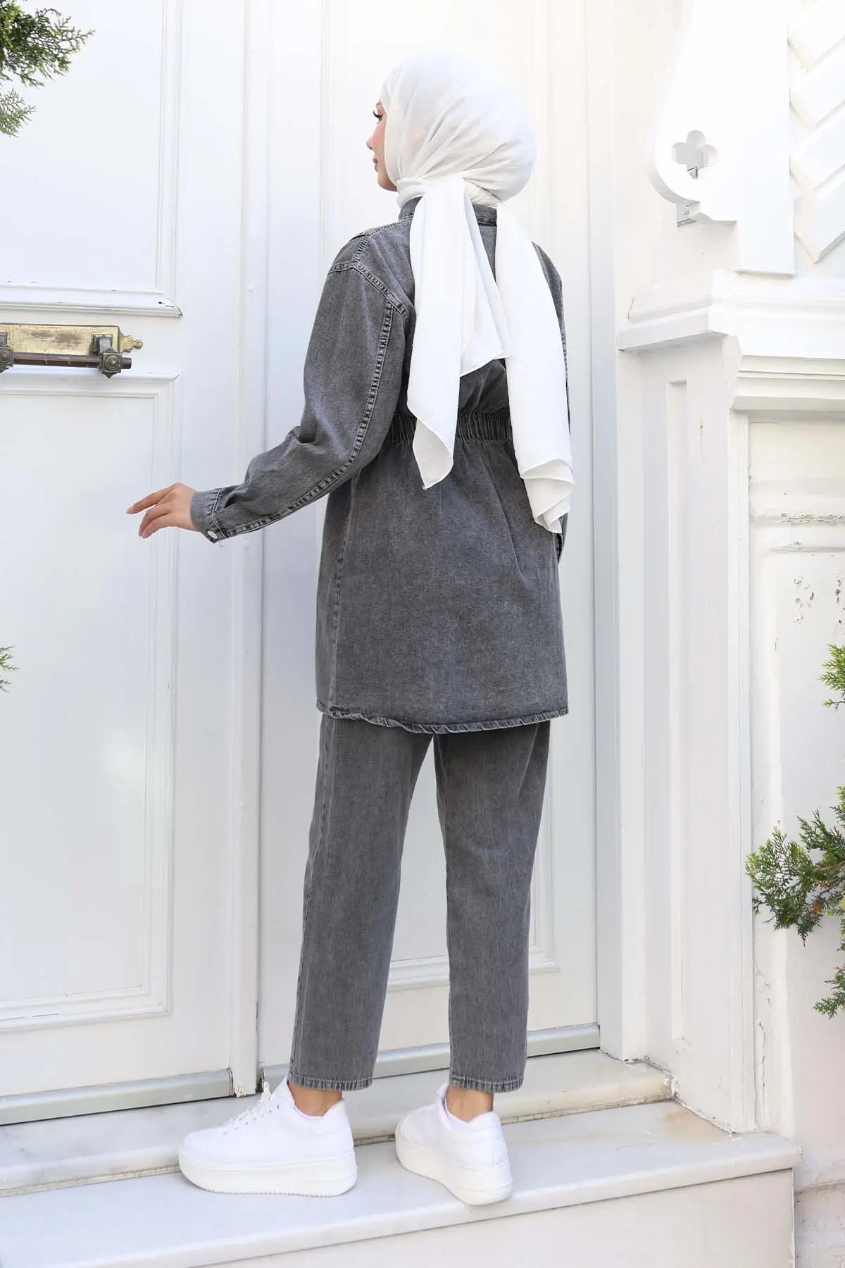 Denim Suit With Drawstring Waist-detail