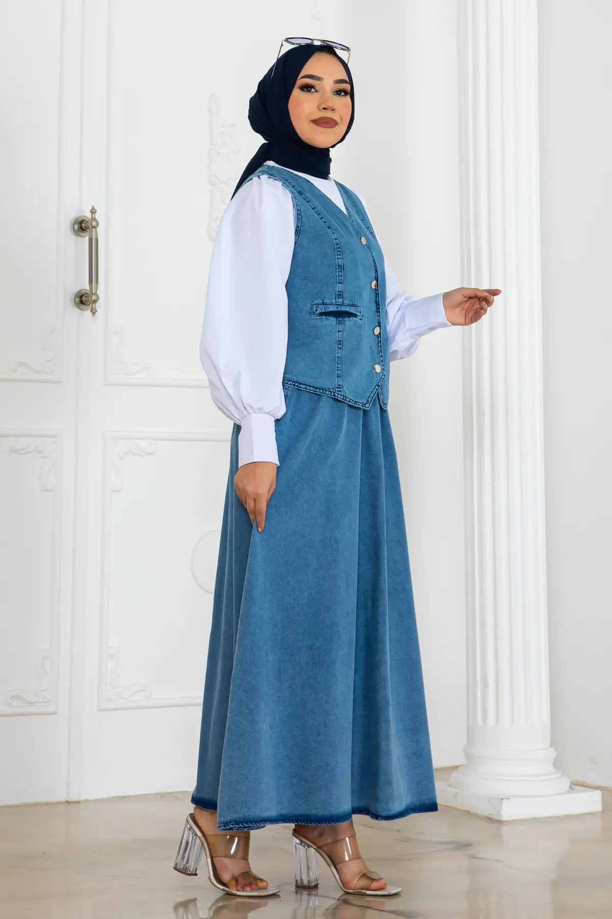 Denim Vest And Skirt Suit-detail