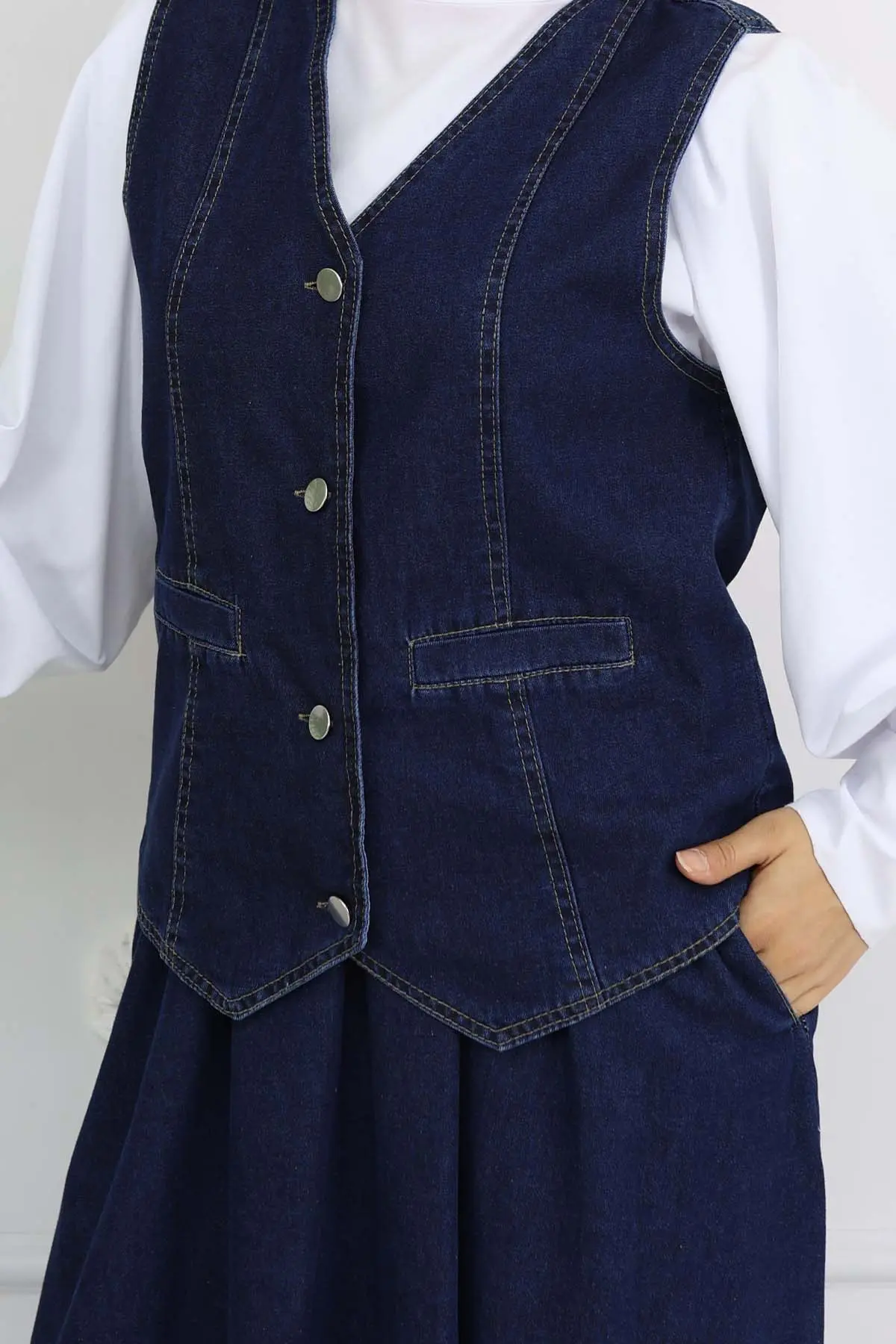 Denim Vest Skirt Suit-detail