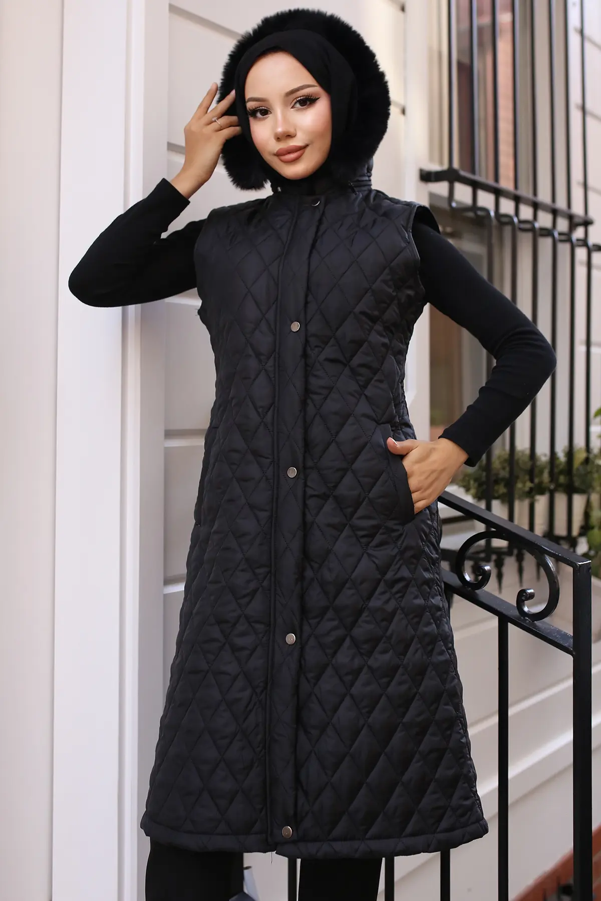 Diamond Patterned Inflatable Vest-detail